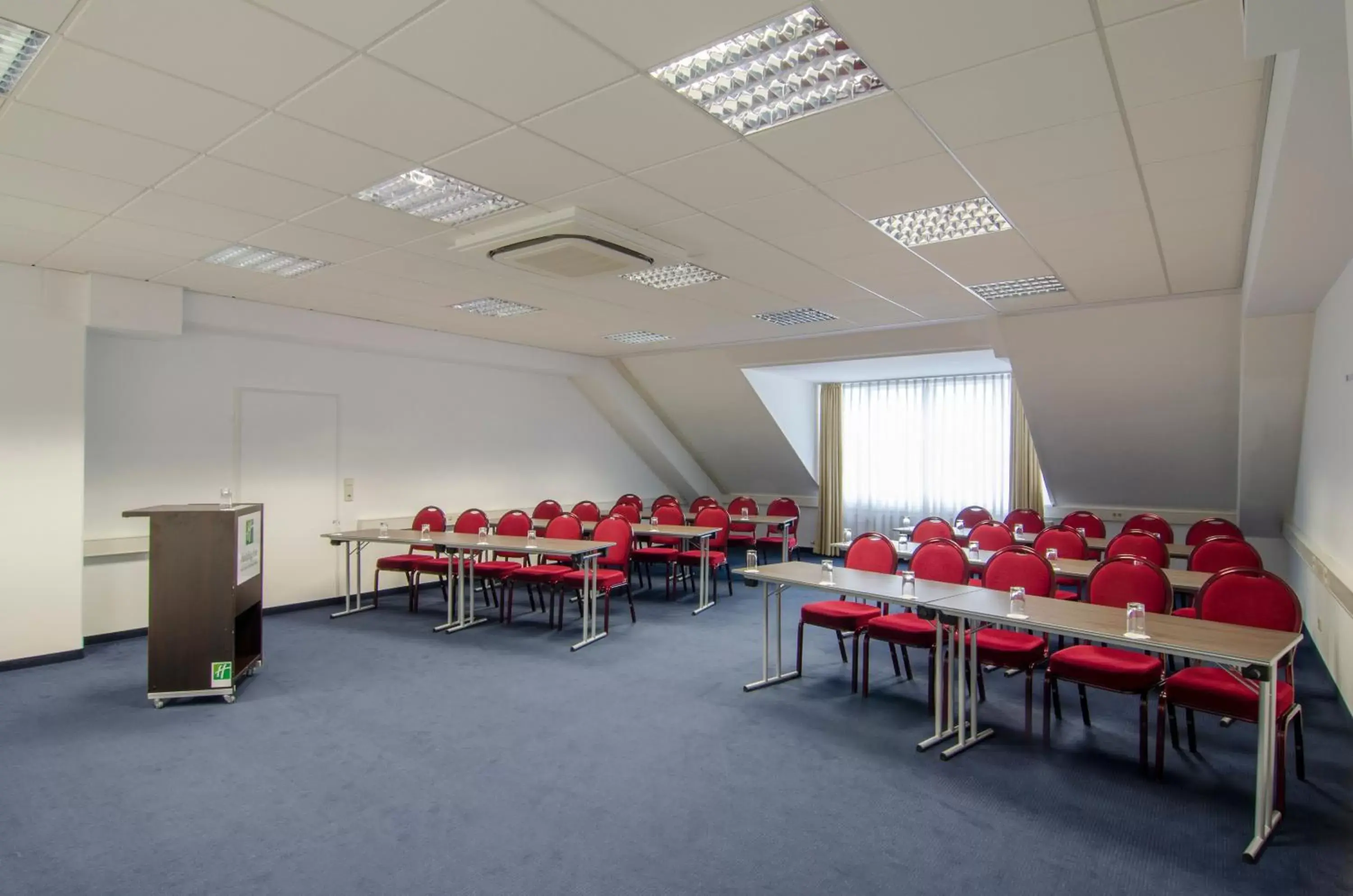 Meeting/conference room, Business Area/Conference Room in Holiday Inn Munich Unterhaching, an IHG Hotel