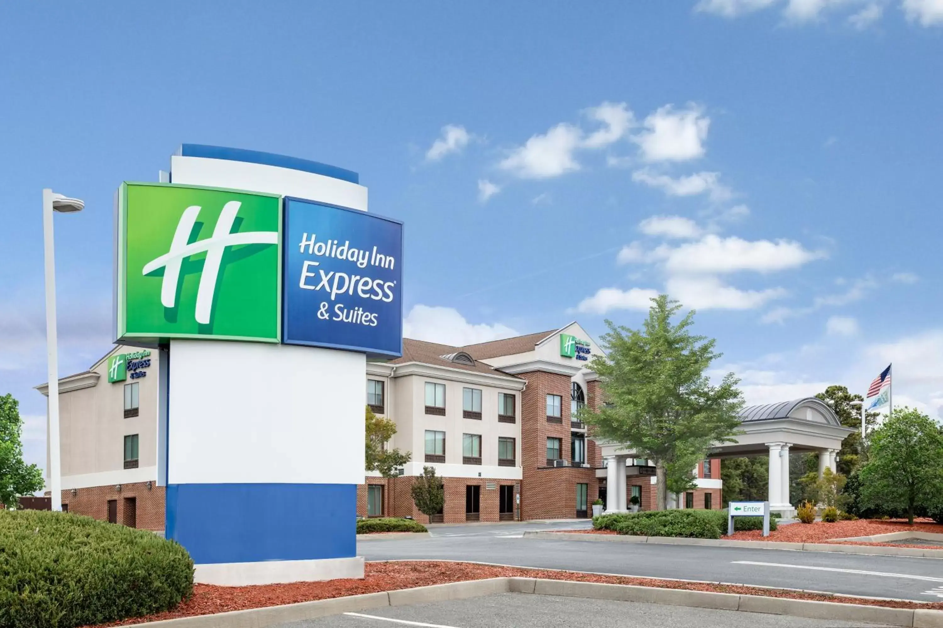 Property building in Holiday Inn Express Hotel & Suites Tappahannock, an IHG Hotel