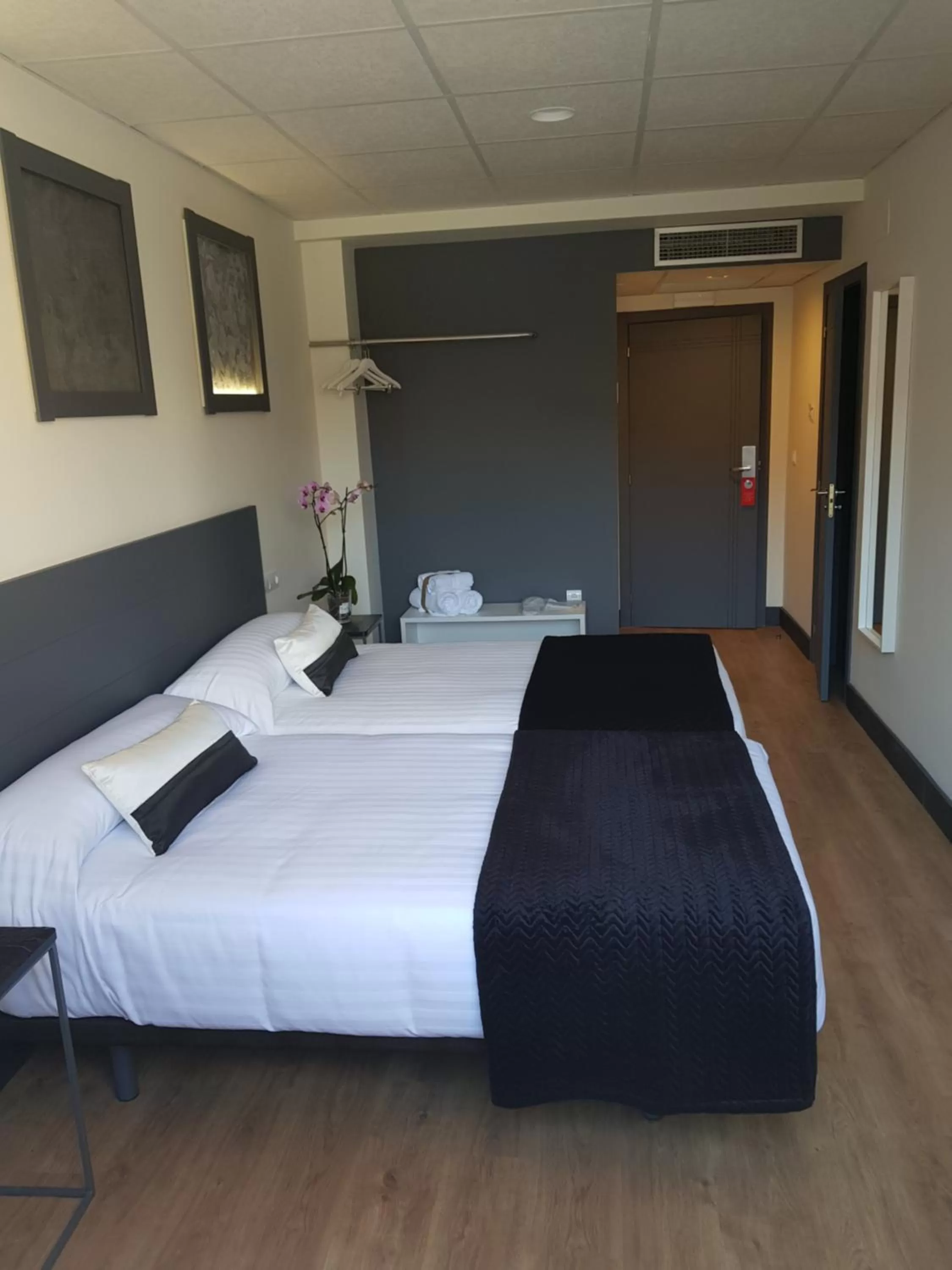 Bed in Hotel Malecon