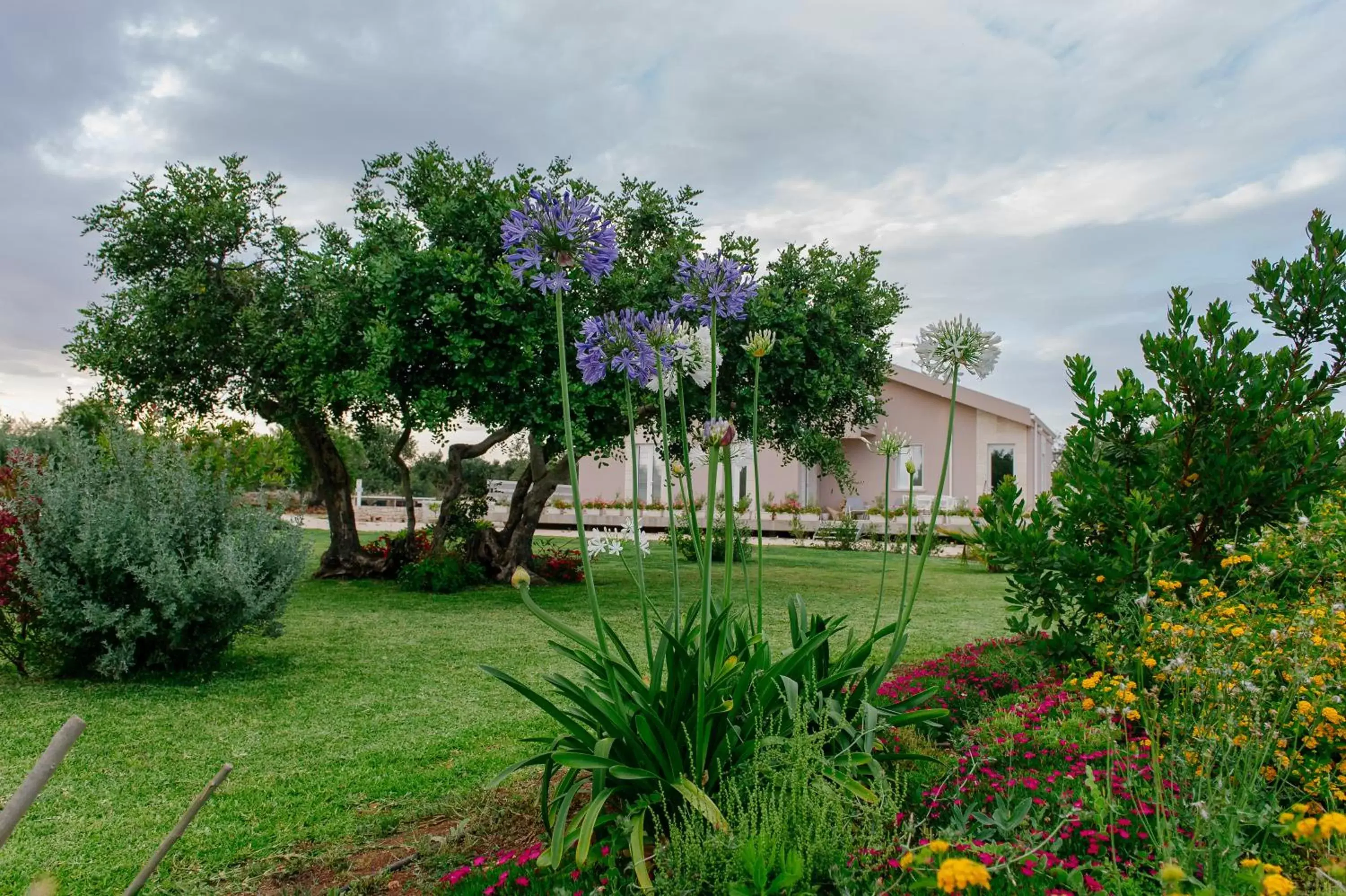 Property building, Garden in Barokhouse