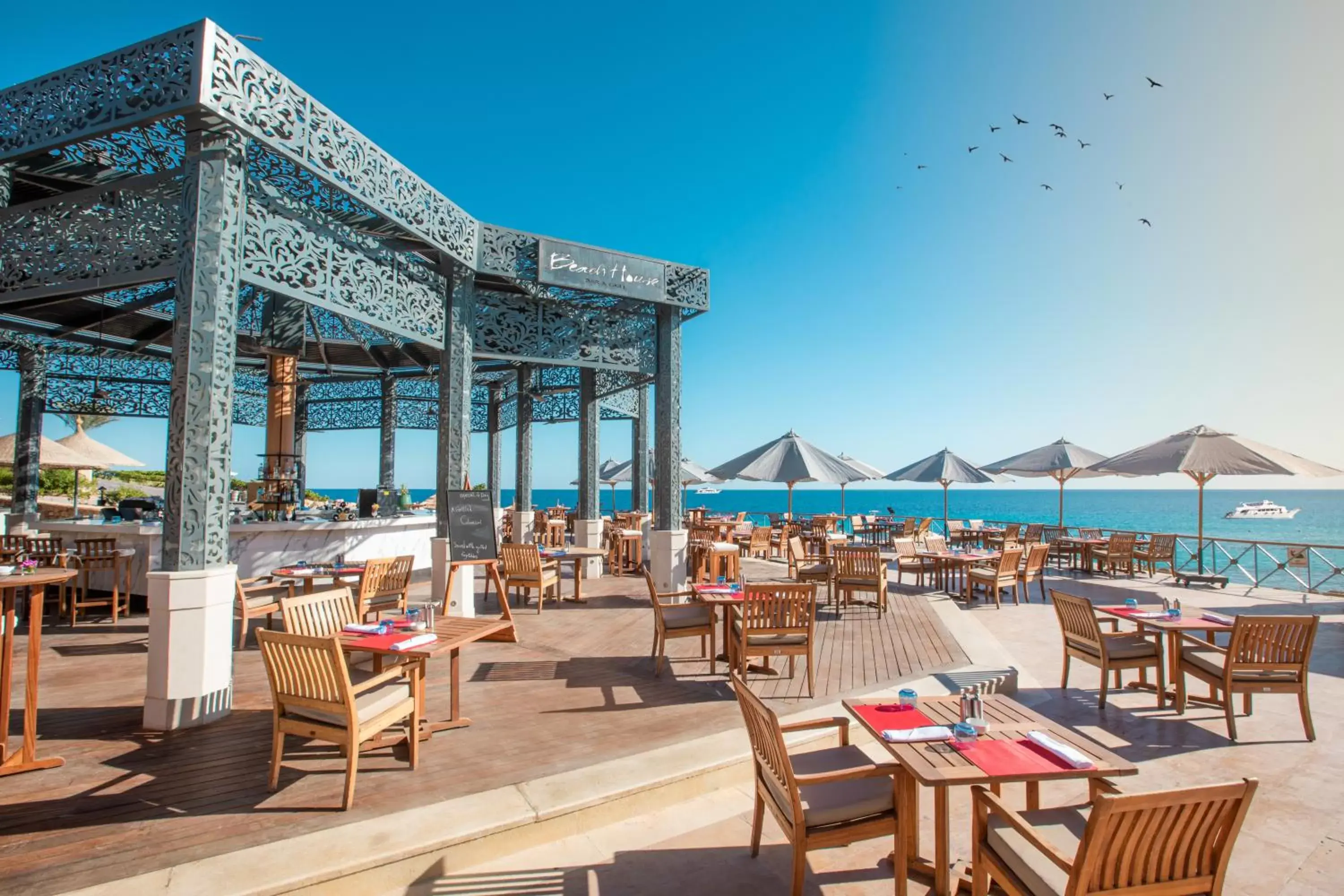 Restaurant/Places to Eat in Park Regency Sharm El Sheikh Resort