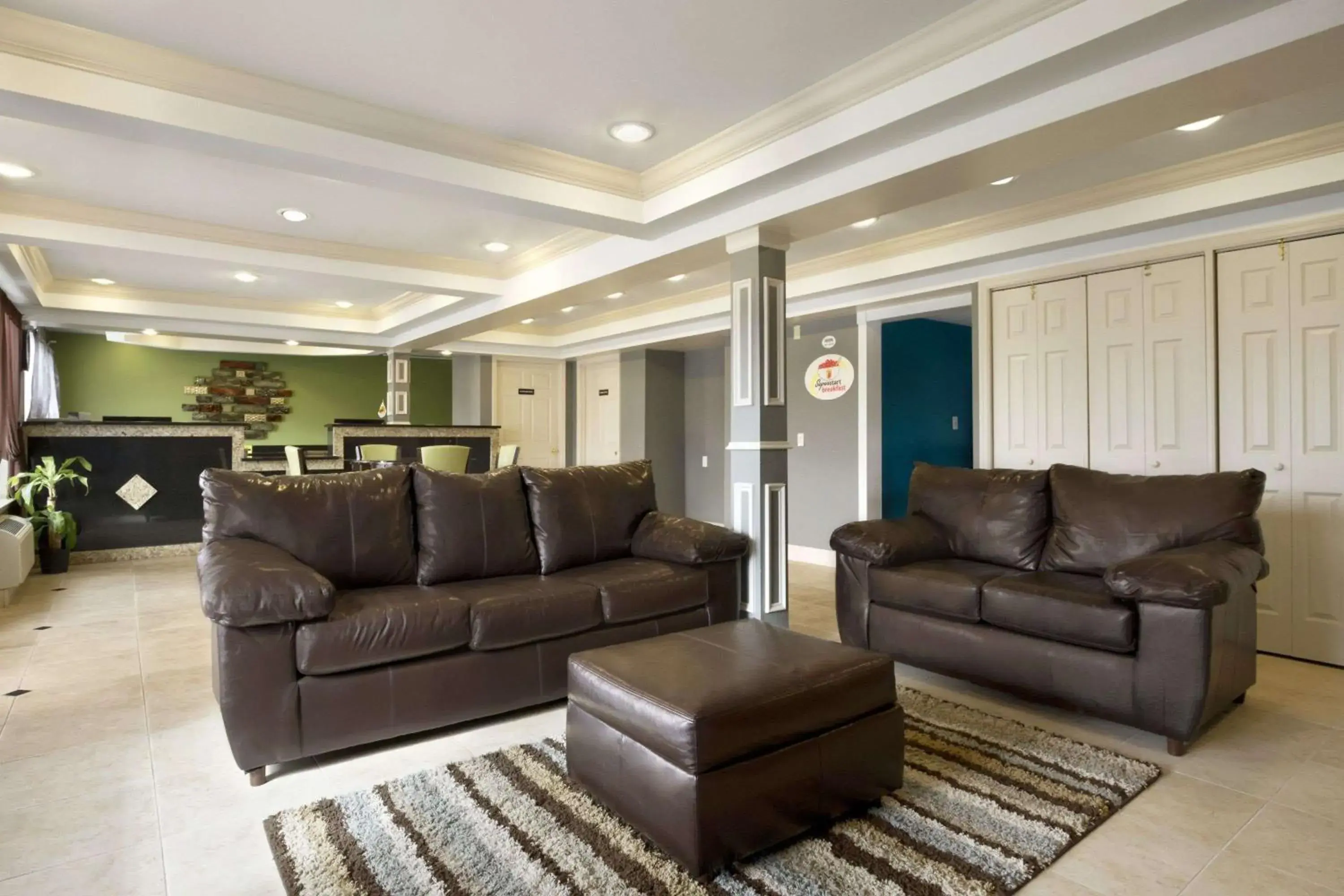 Lobby or reception in Super 8 by Wyndham Chattanooga/East Ridge Lobby or reception in Super 8 by Wyndham Chattanooga/East Ridge