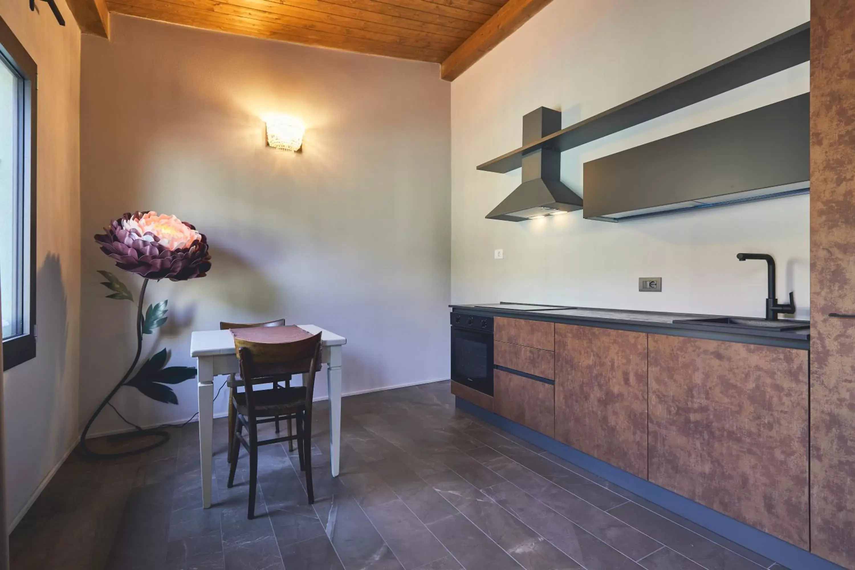 Dining area, Kitchen/Kitchenette in Le Stagioni Luxury Suite