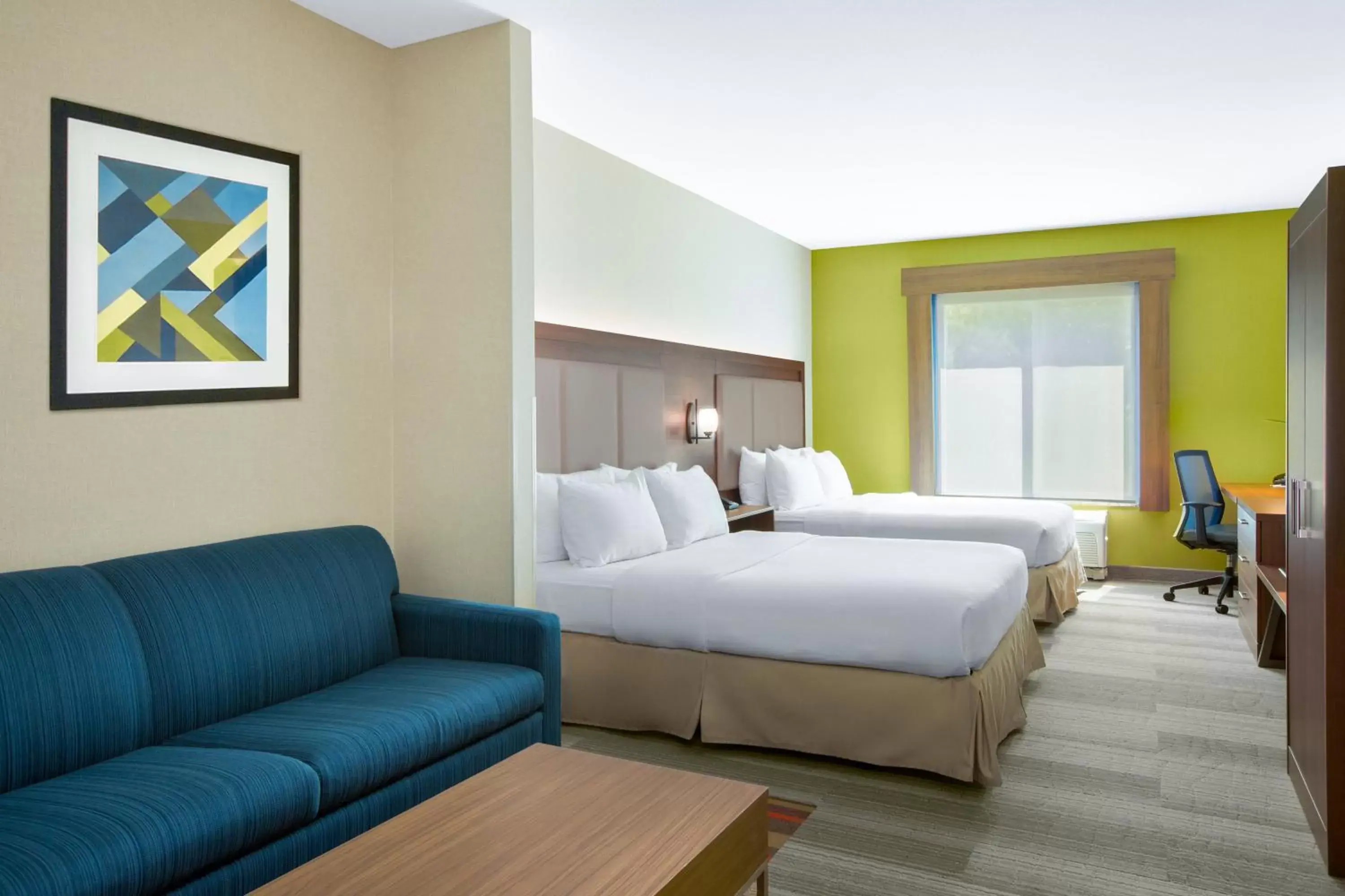 Photo of the whole room, Bed in Holiday Inn Express Hotel & Suites Ontario, an IHG Hotel