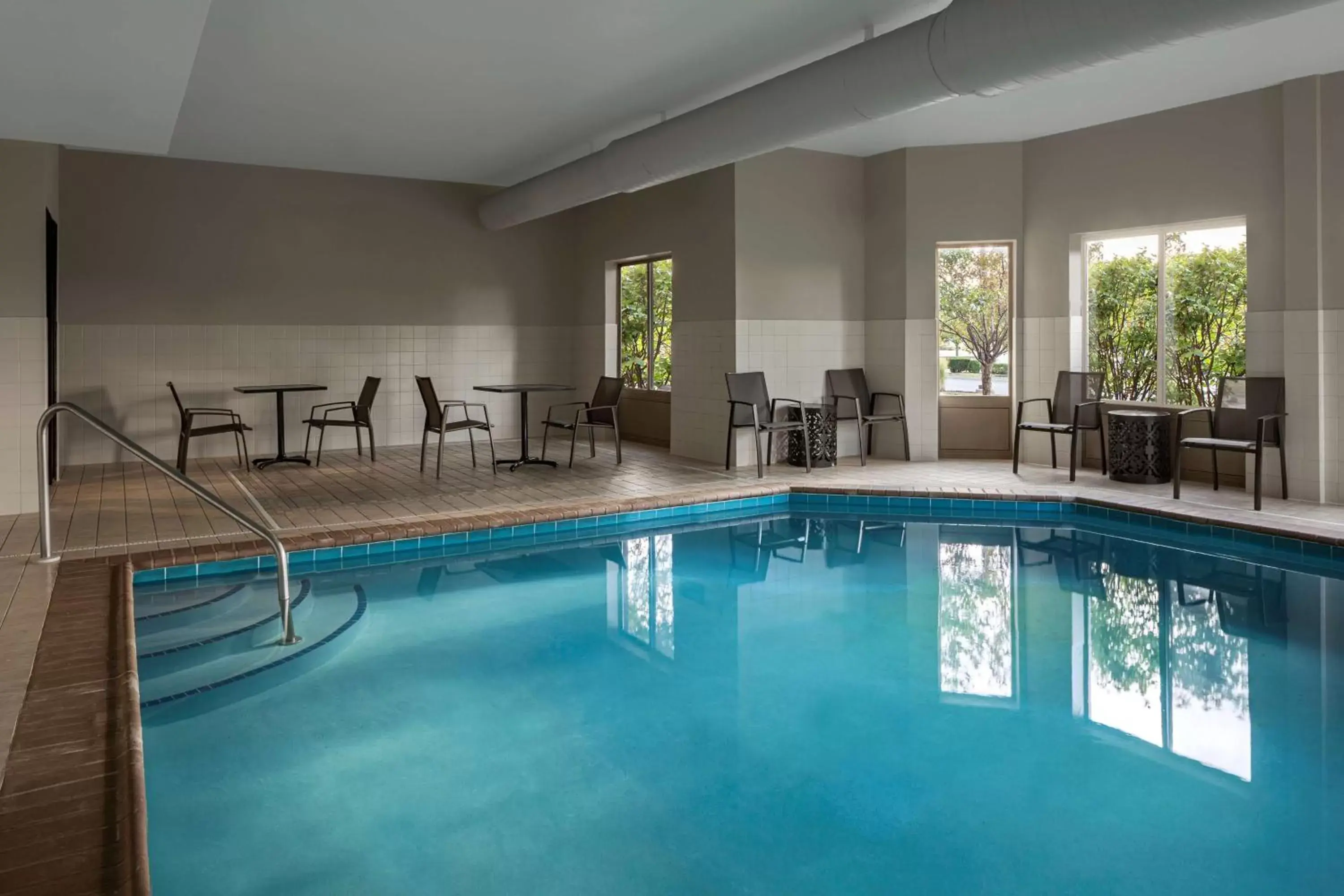 Pool view, Swimming Pool in Homewood Suites by Hilton Orland Park