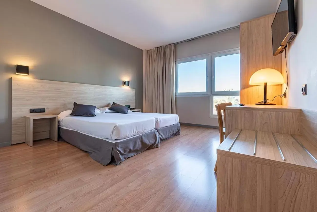 Double or Twin Room in Hotel Air Penedès Double or Twin Room in Hotel Air Penedès