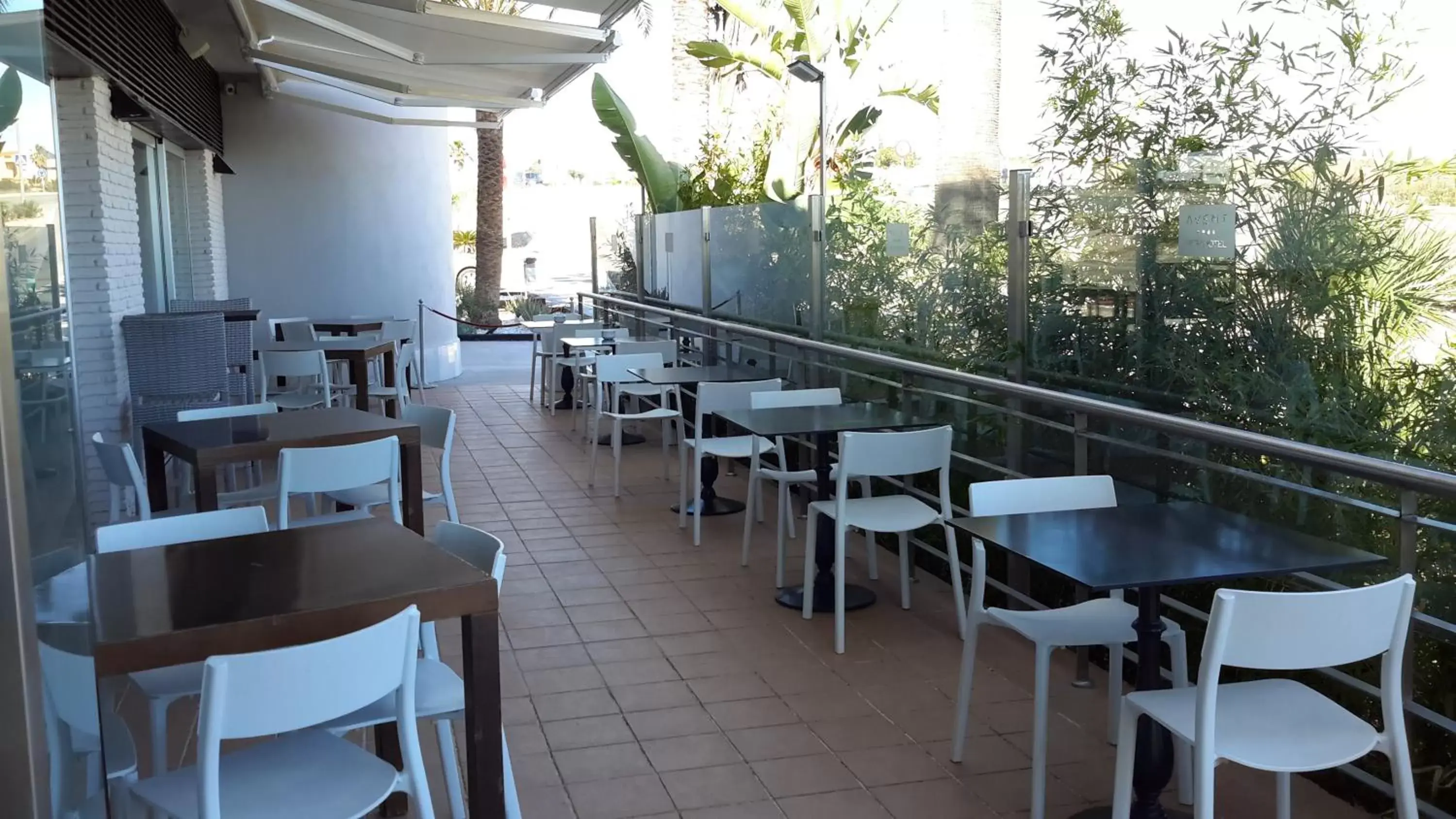 Balcony/Terrace, Restaurant/Places to Eat in Avent Verahotel