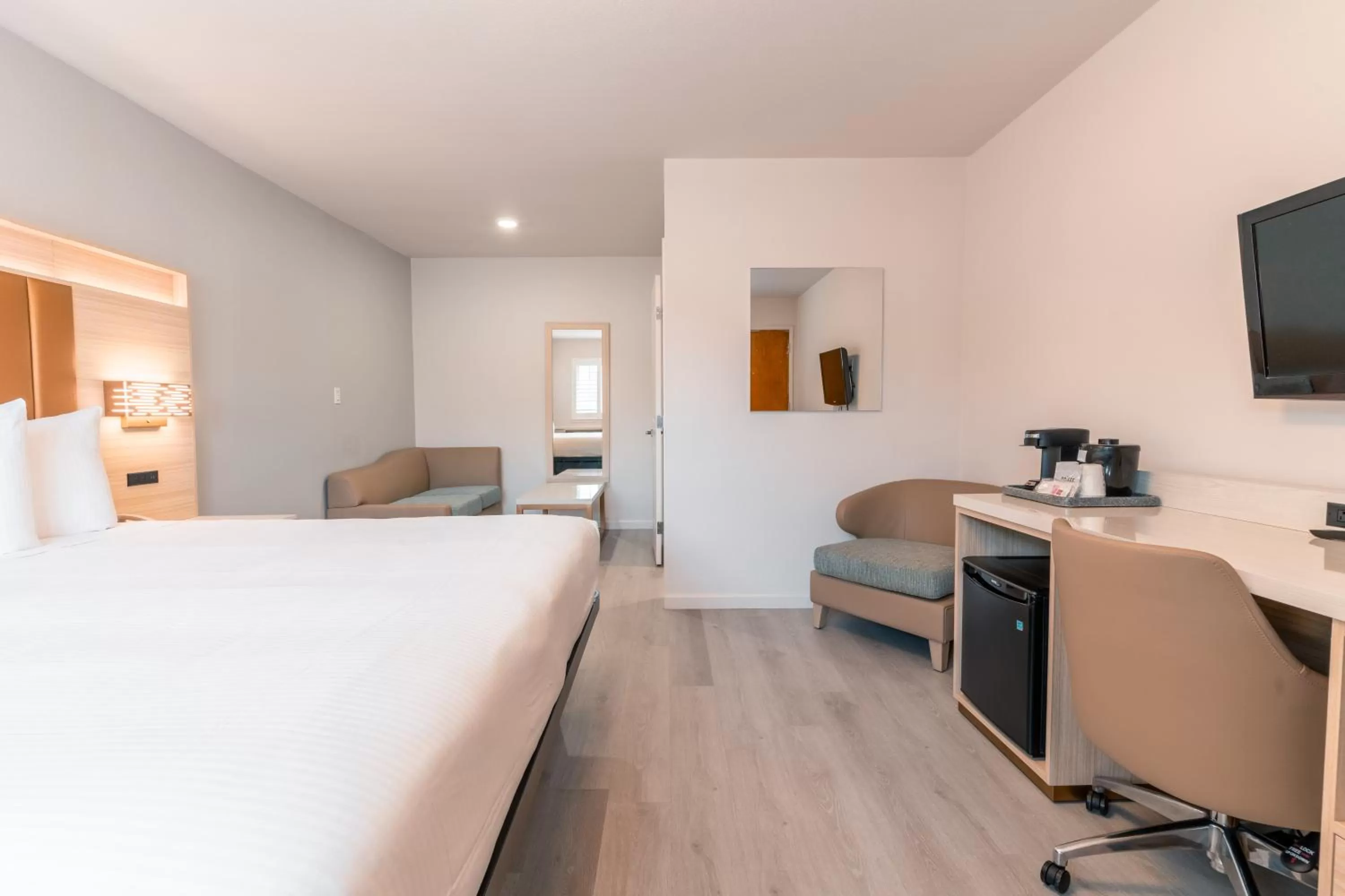 Bed in Inn on Broadway