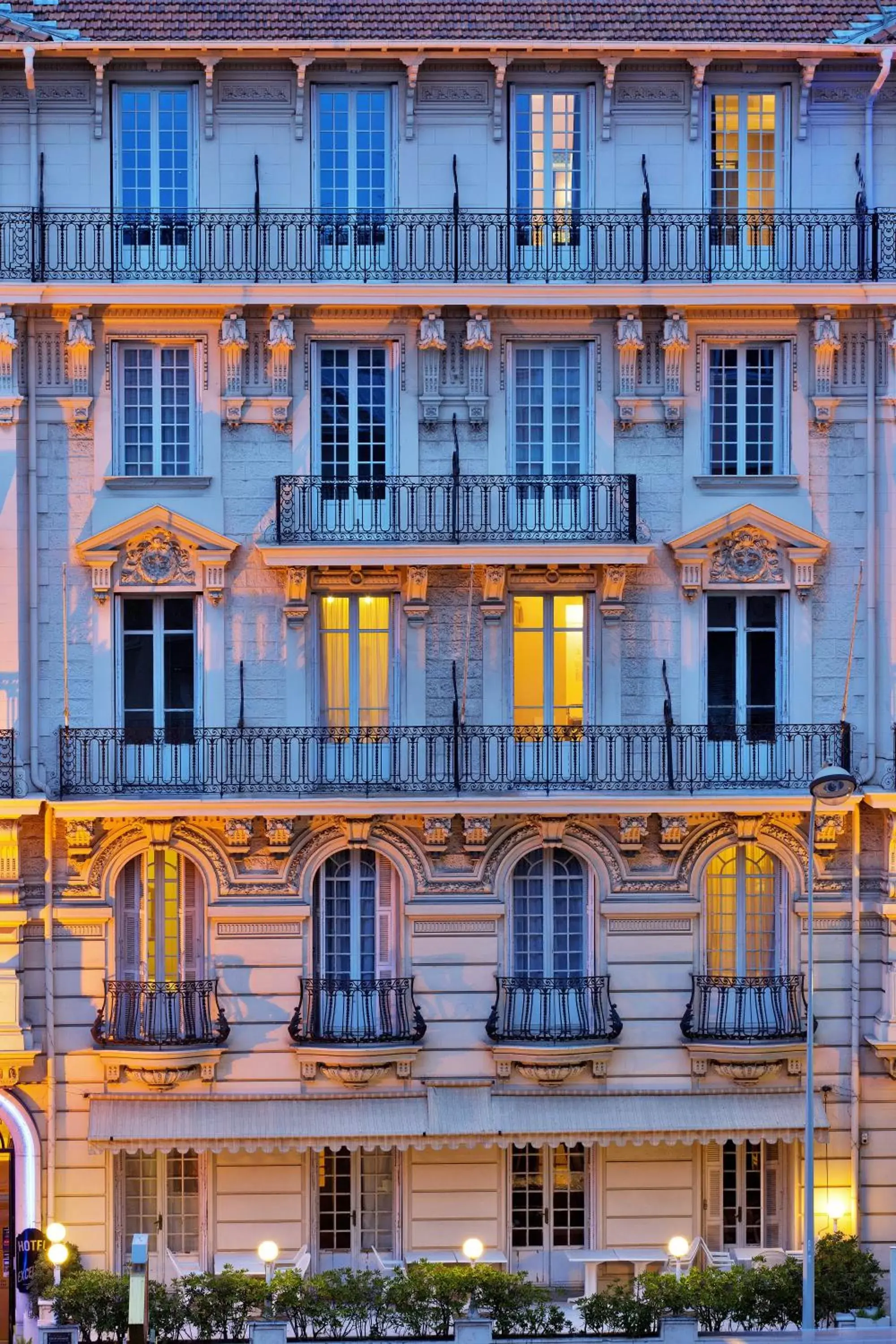 Property building in Nice Excelsior Centre ville by HappyCulture Property building in Nice Excelsior Centre ville by HappyCulture