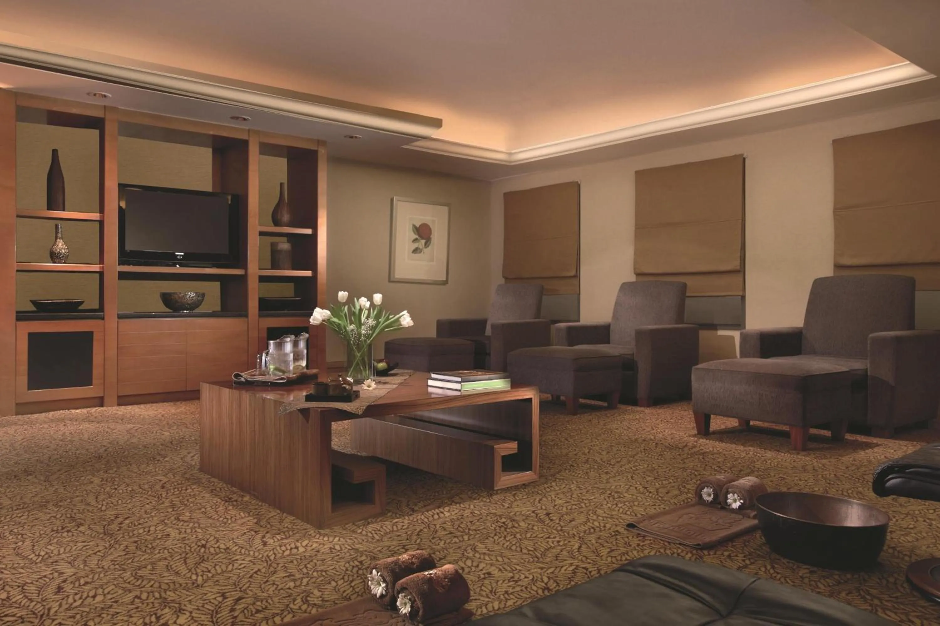 Lounge or bar in The Ritz-Carlton Jakarta, Mega Kuningan