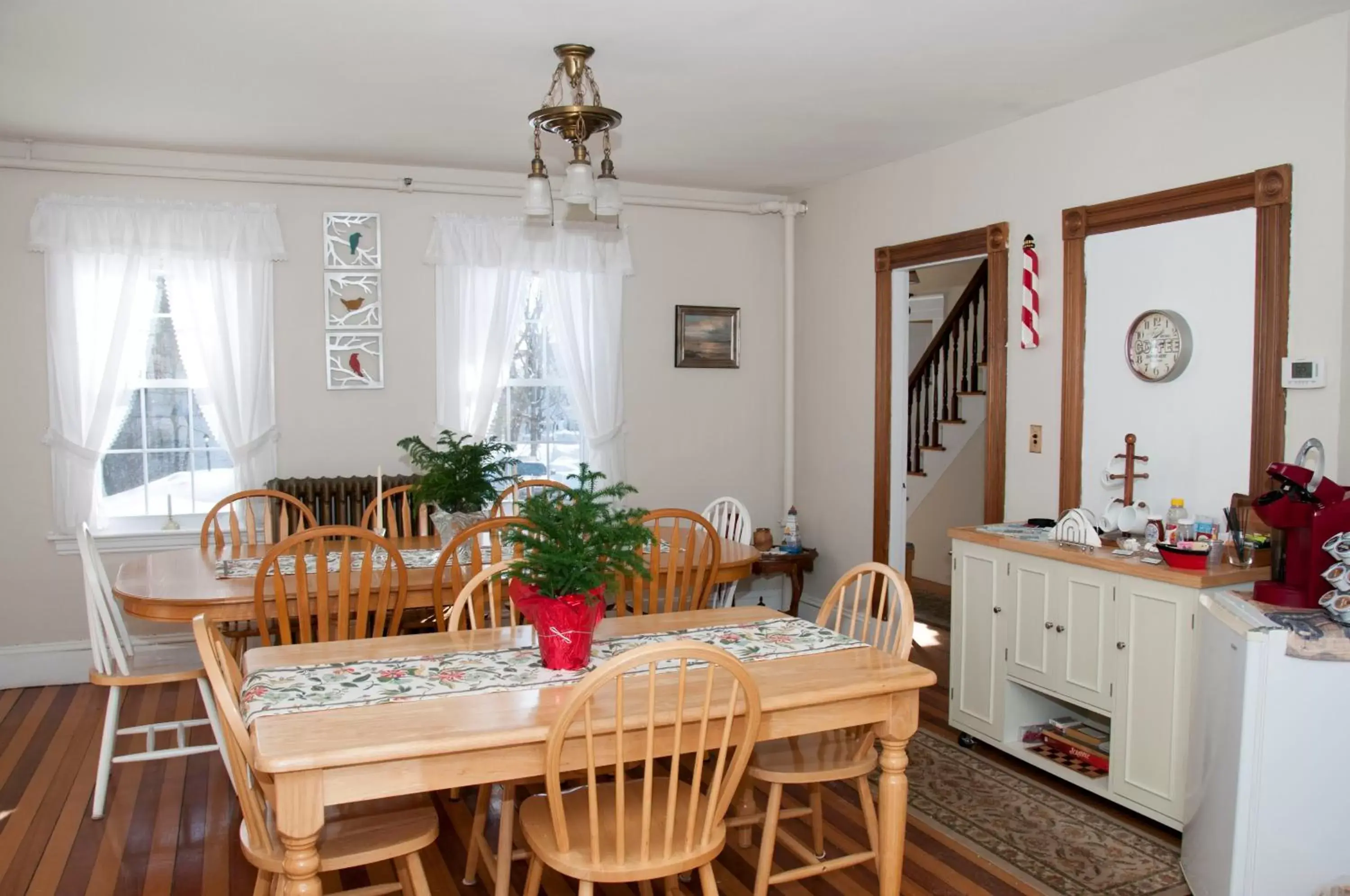 Dining Area in Candlebay Inn