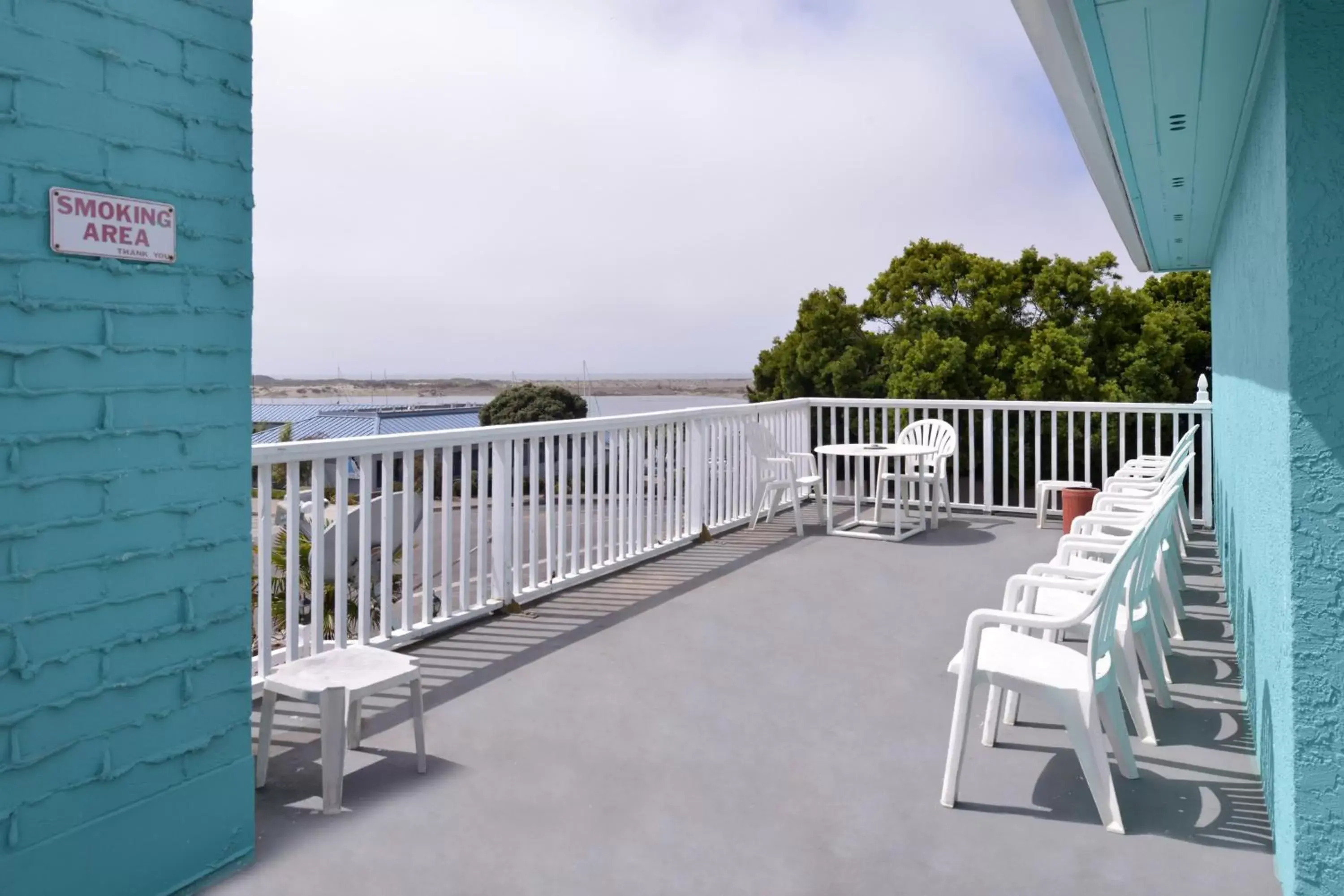 Balcony/Terrace in Bay View Inn - Morro Bay