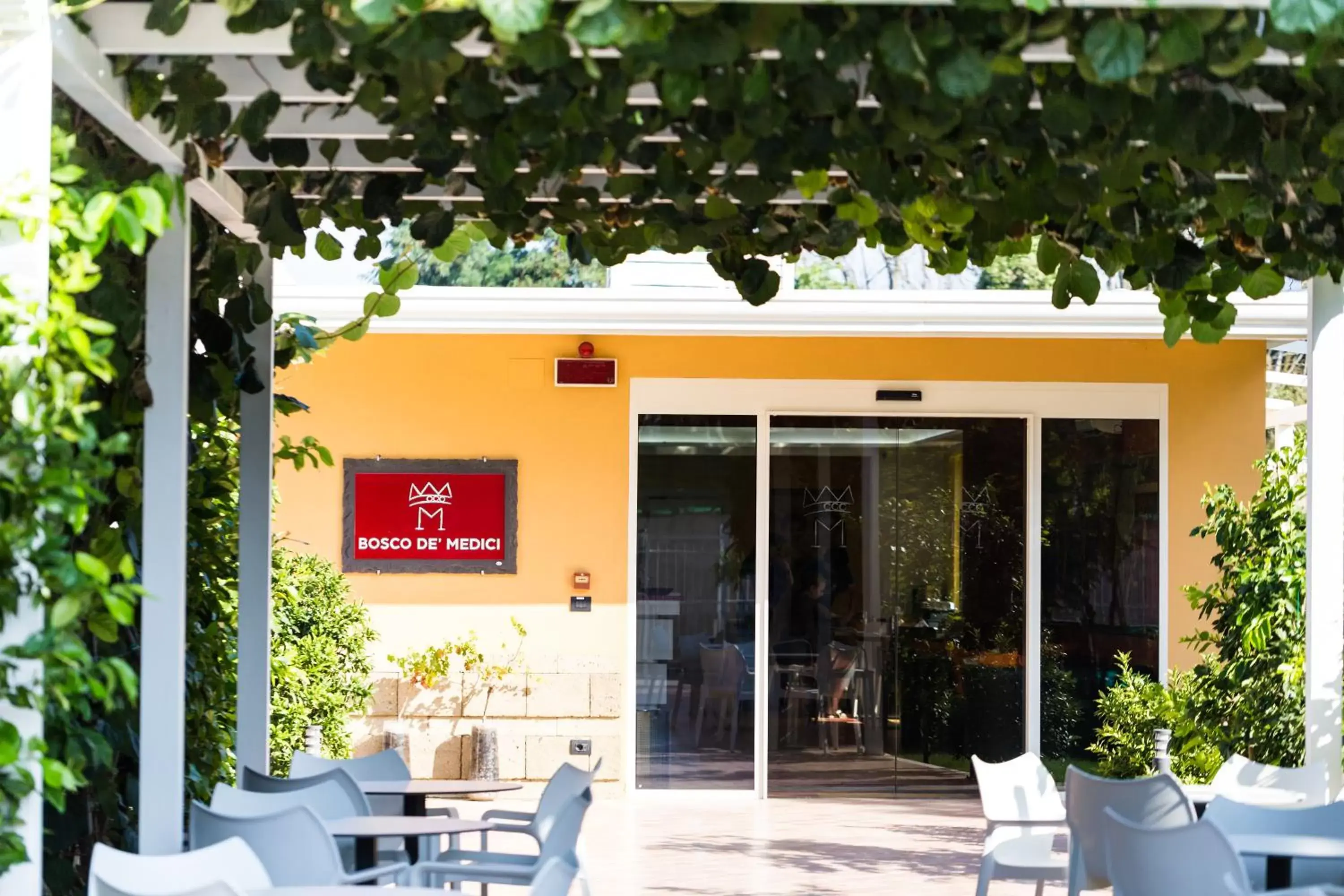 Facade/entrance in Resort & Winery Bosco De Medici