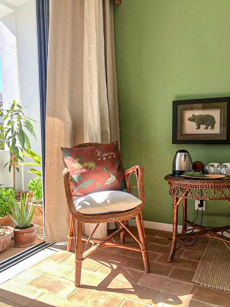 Coffee/tea facilities, Seating Area in Altanure - Almatere Food Forest Boutique Hotel