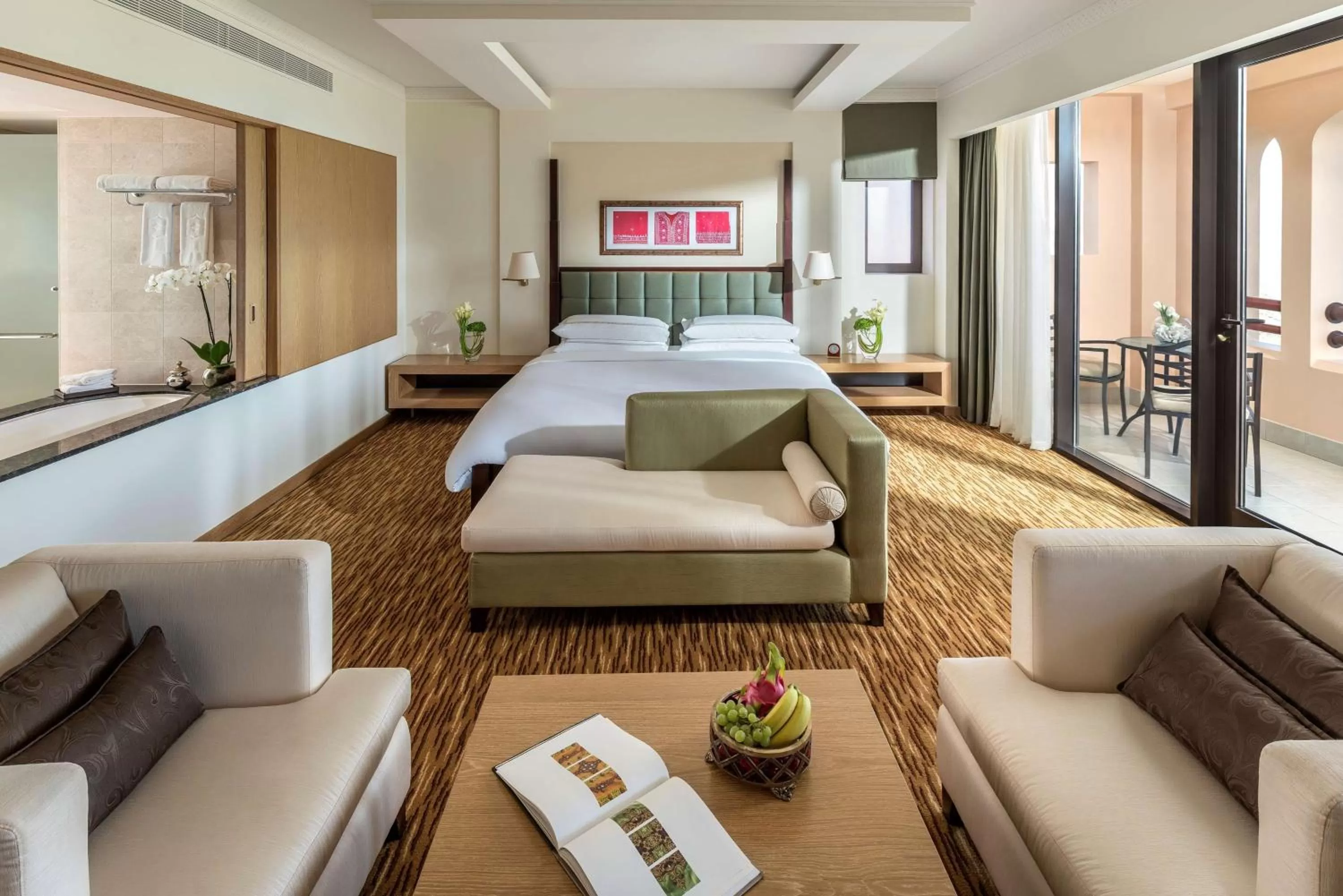 Photo of the whole room, Bed in Shangri-La Barr Al Jissah, Muscat