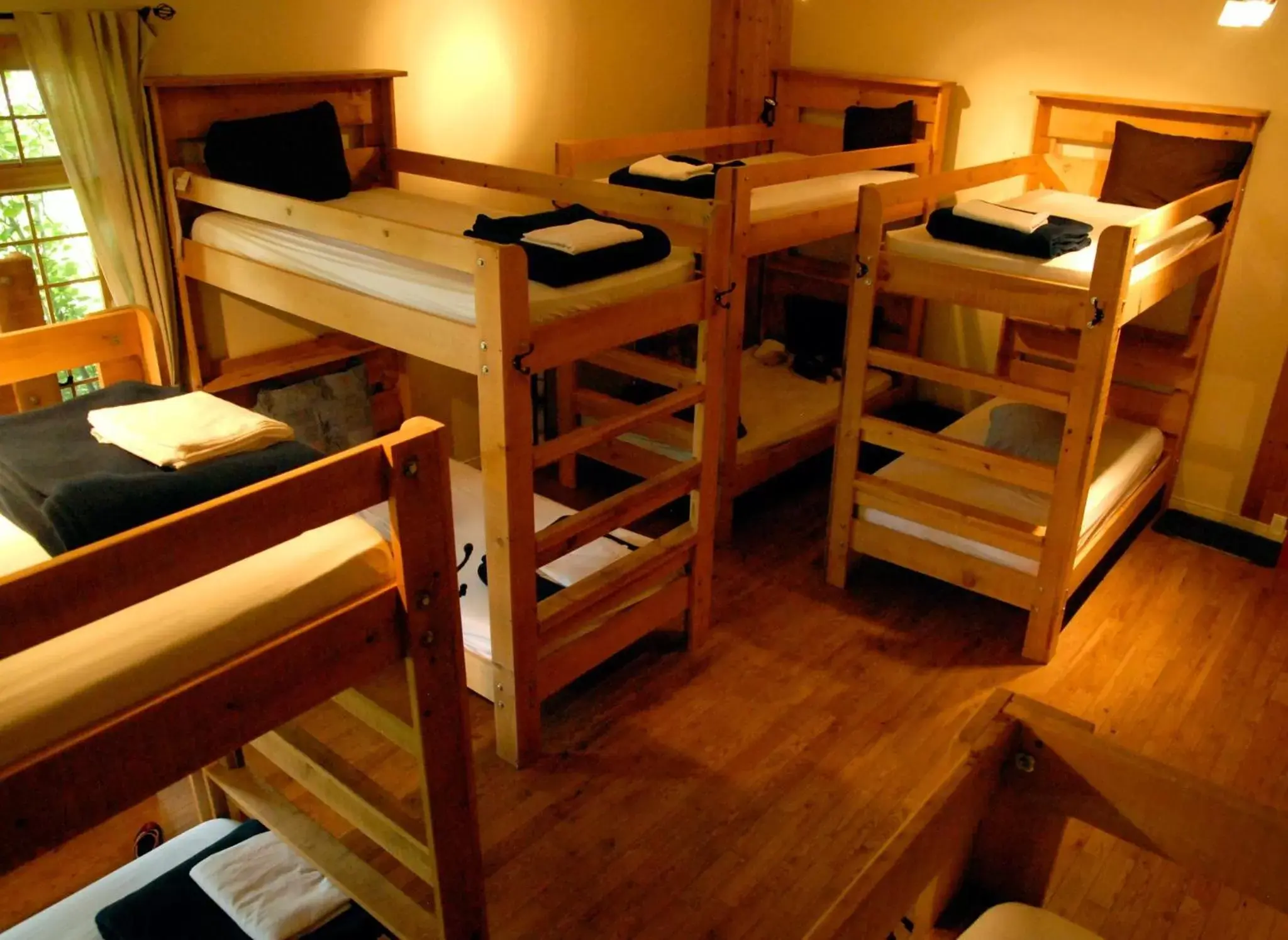 Photo of the whole room, Bunk Bed in Auberge Micro-Brasserie Le Baril Roulant