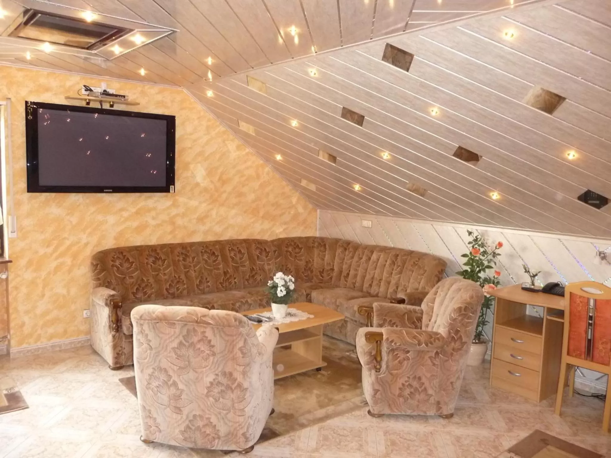 Seating Area in Central Hotel