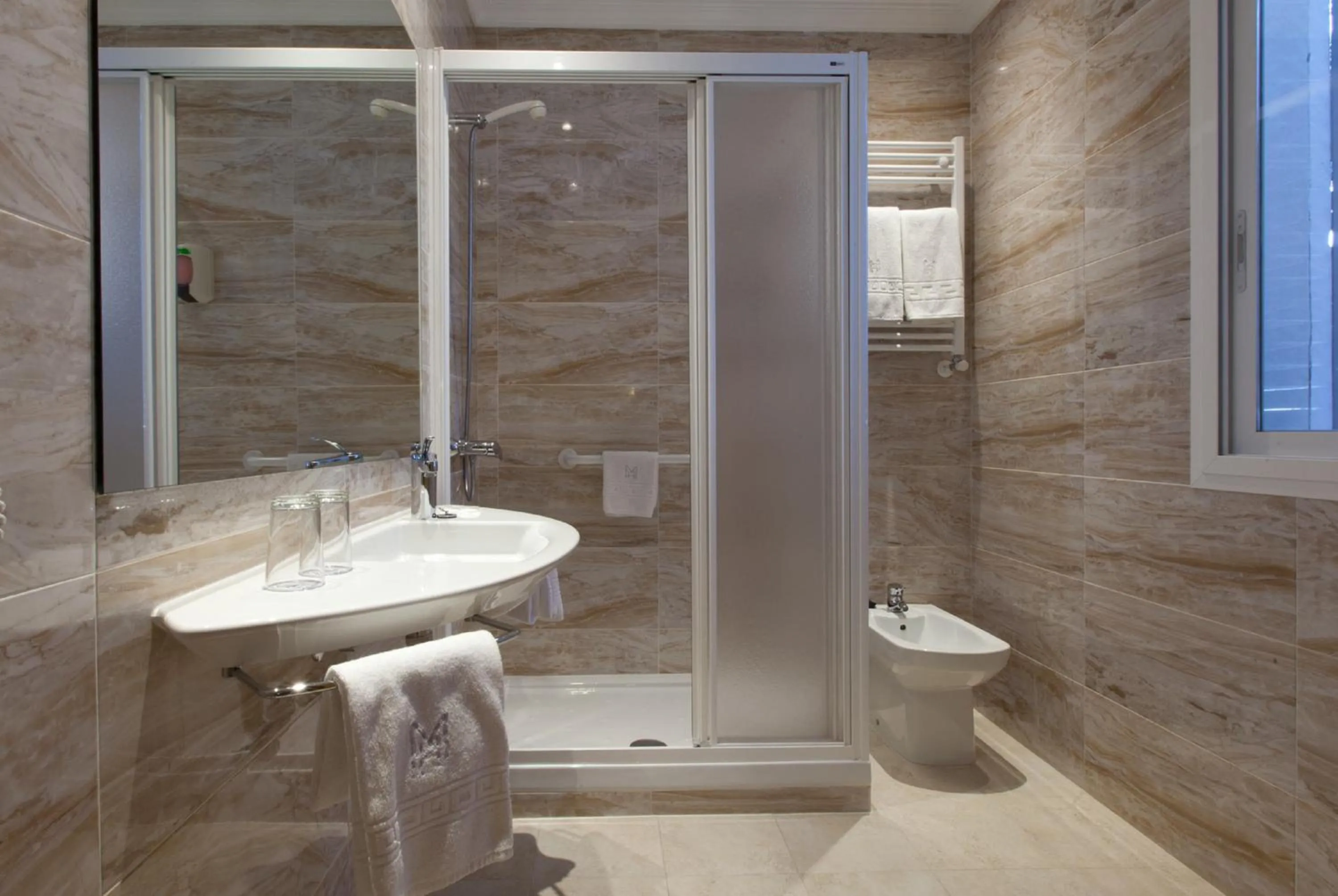 Bathroom in Hotel Mediodia