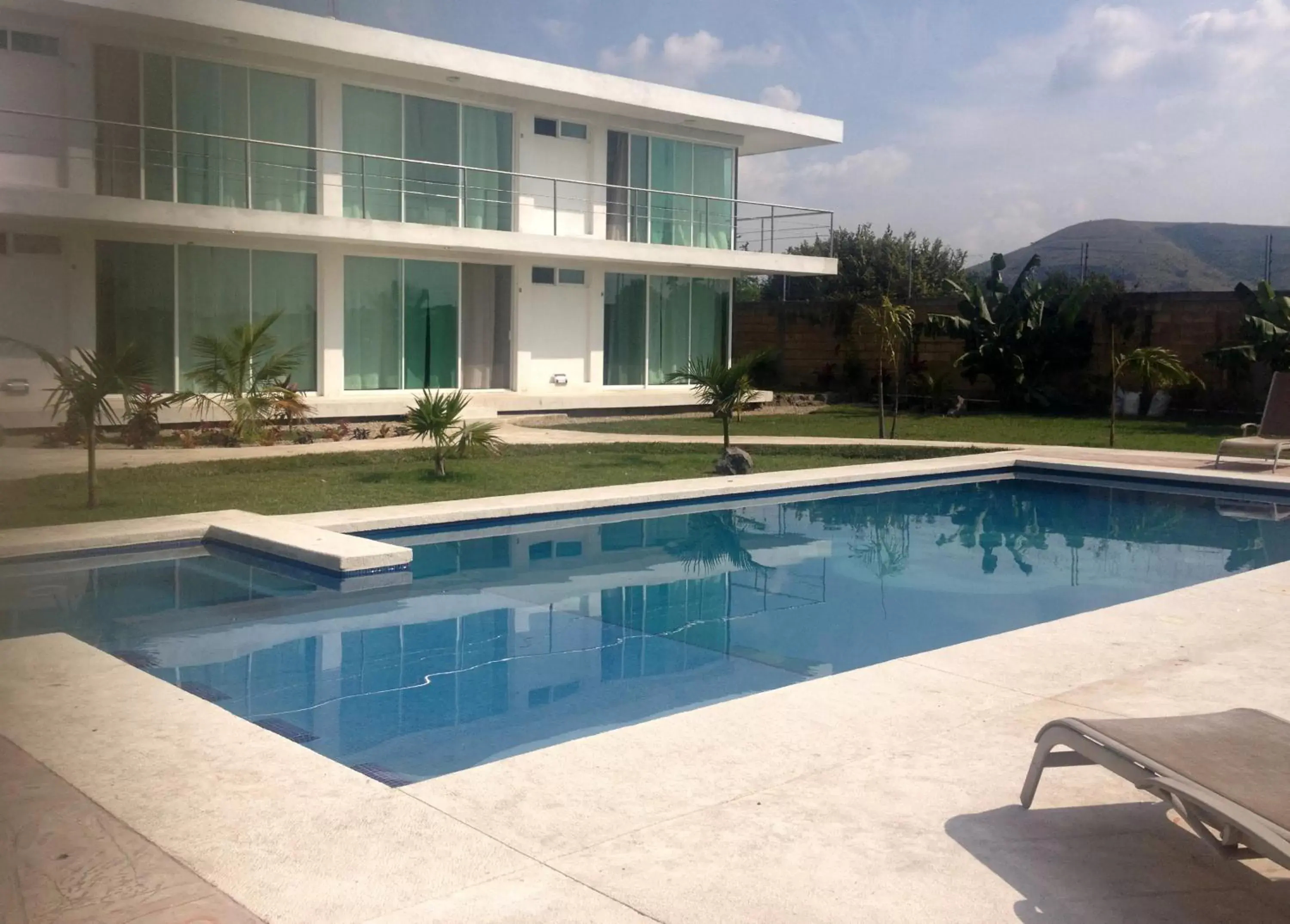 Property building, Swimming Pool in Quinta Souffle