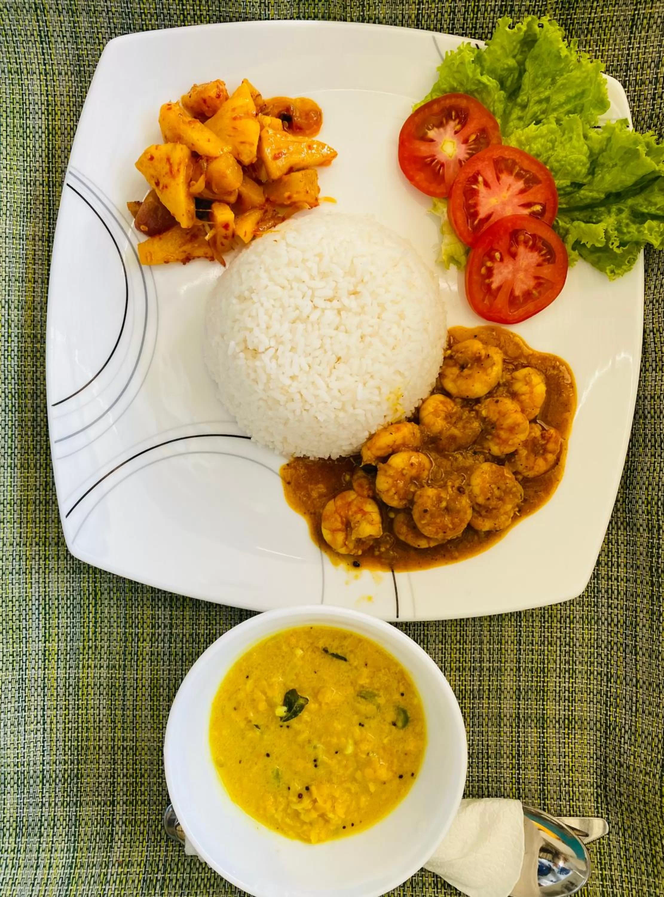 Food and drinks in The Kingslayer Resort