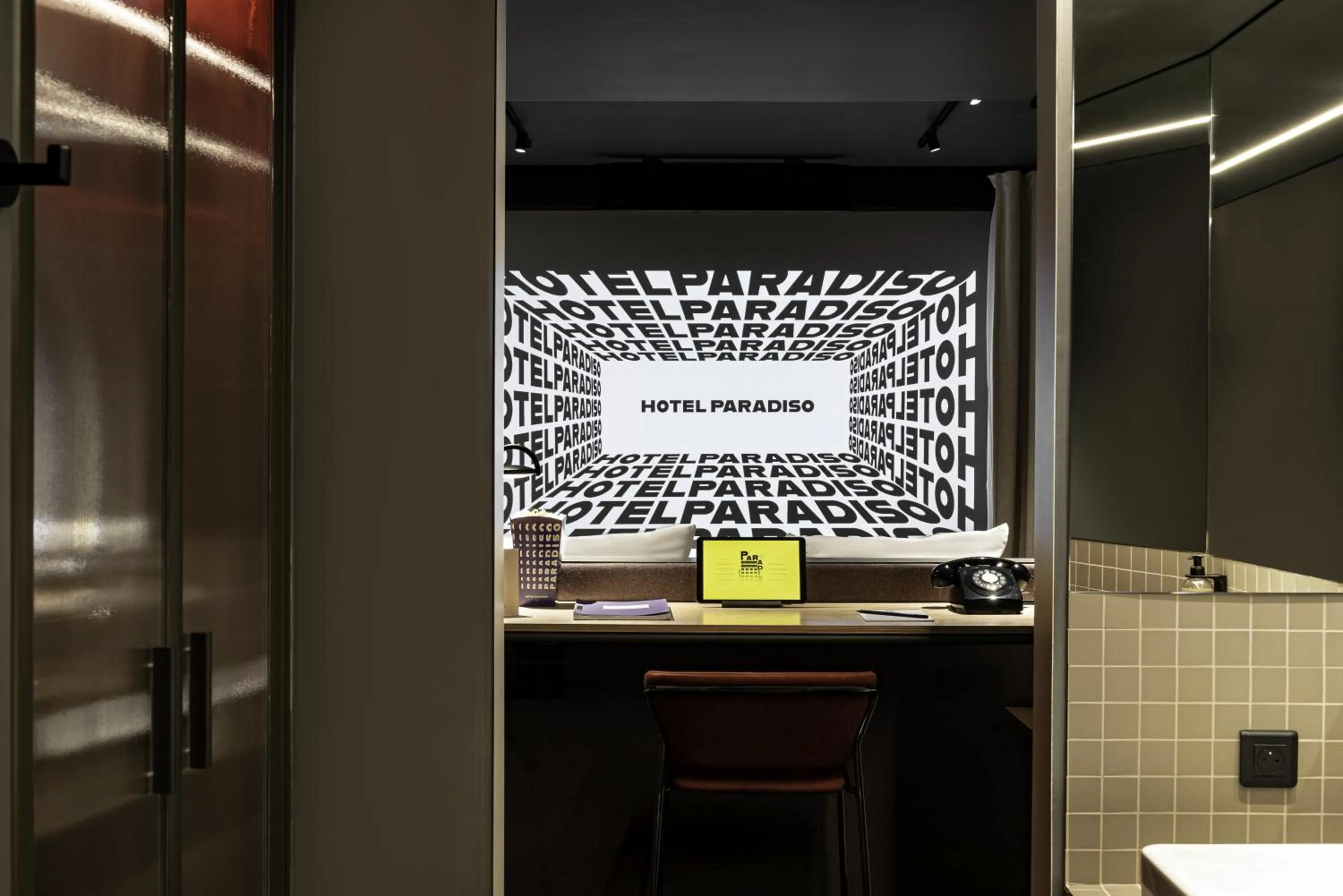 Photo of the whole room in Hotel Paradiso