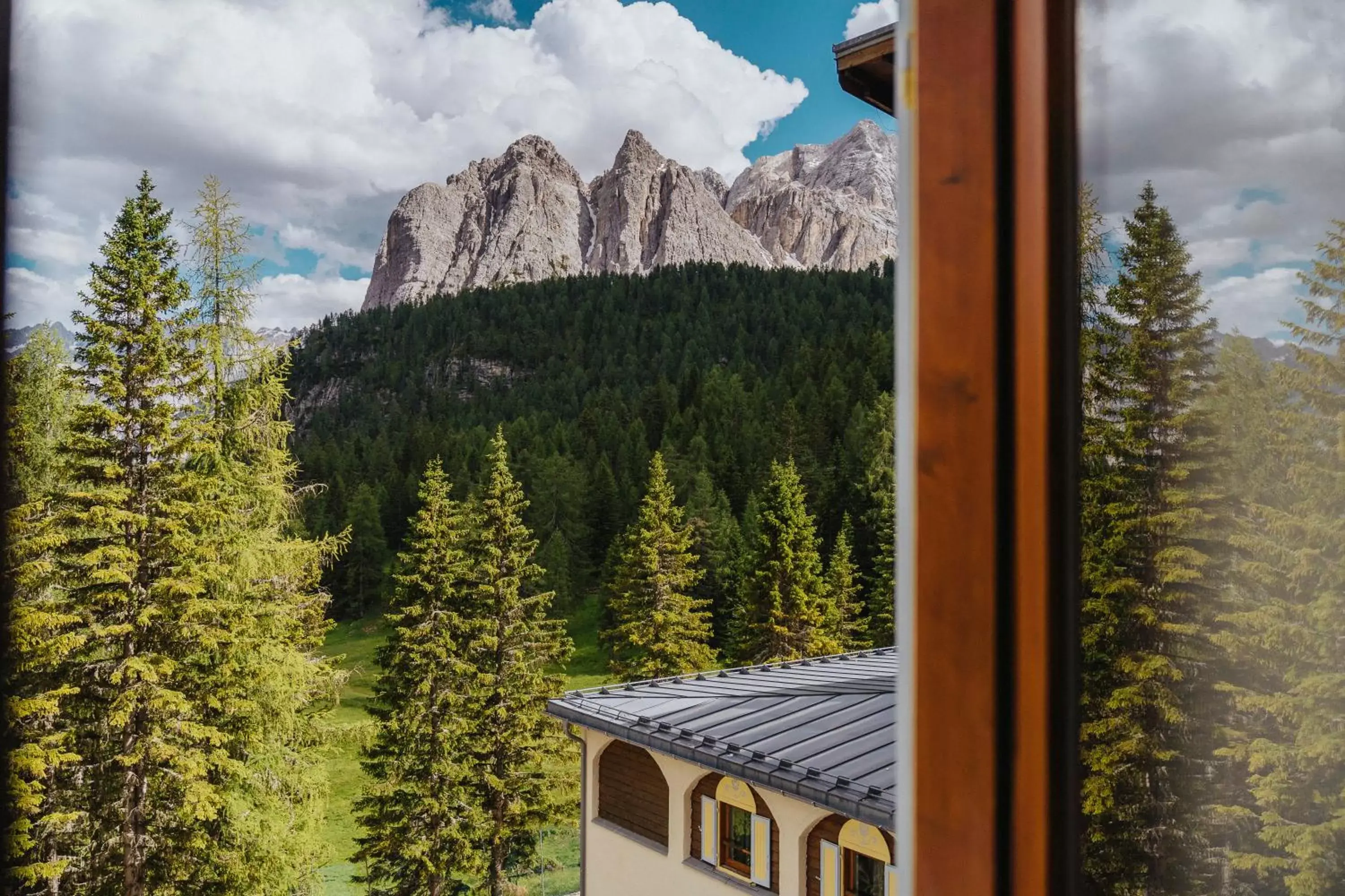 Property building, Mountain View in B&B Hotel Passo Tre Croci Cortina