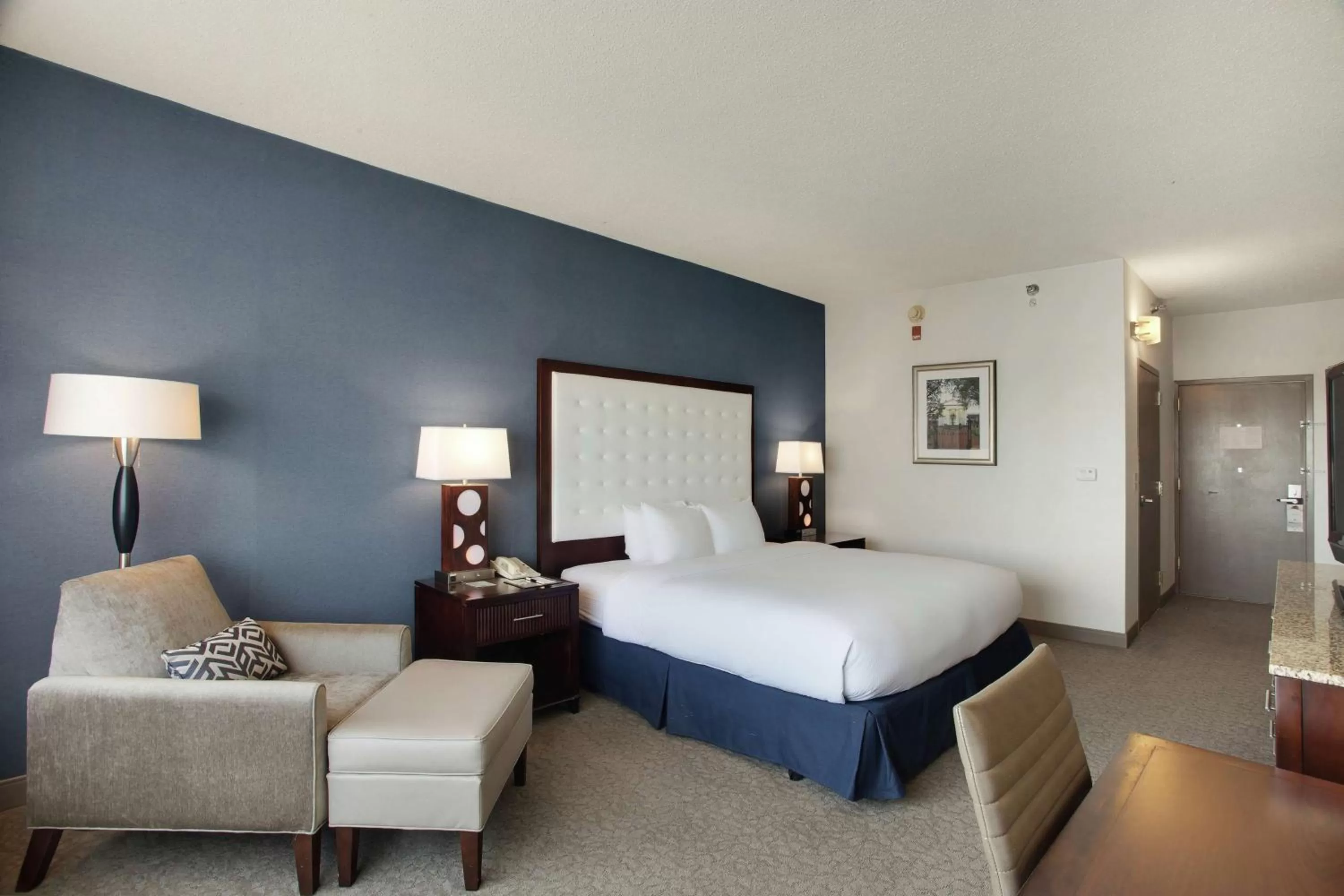 Bedroom, Bed in DoubleTree by Hilton Little Rock