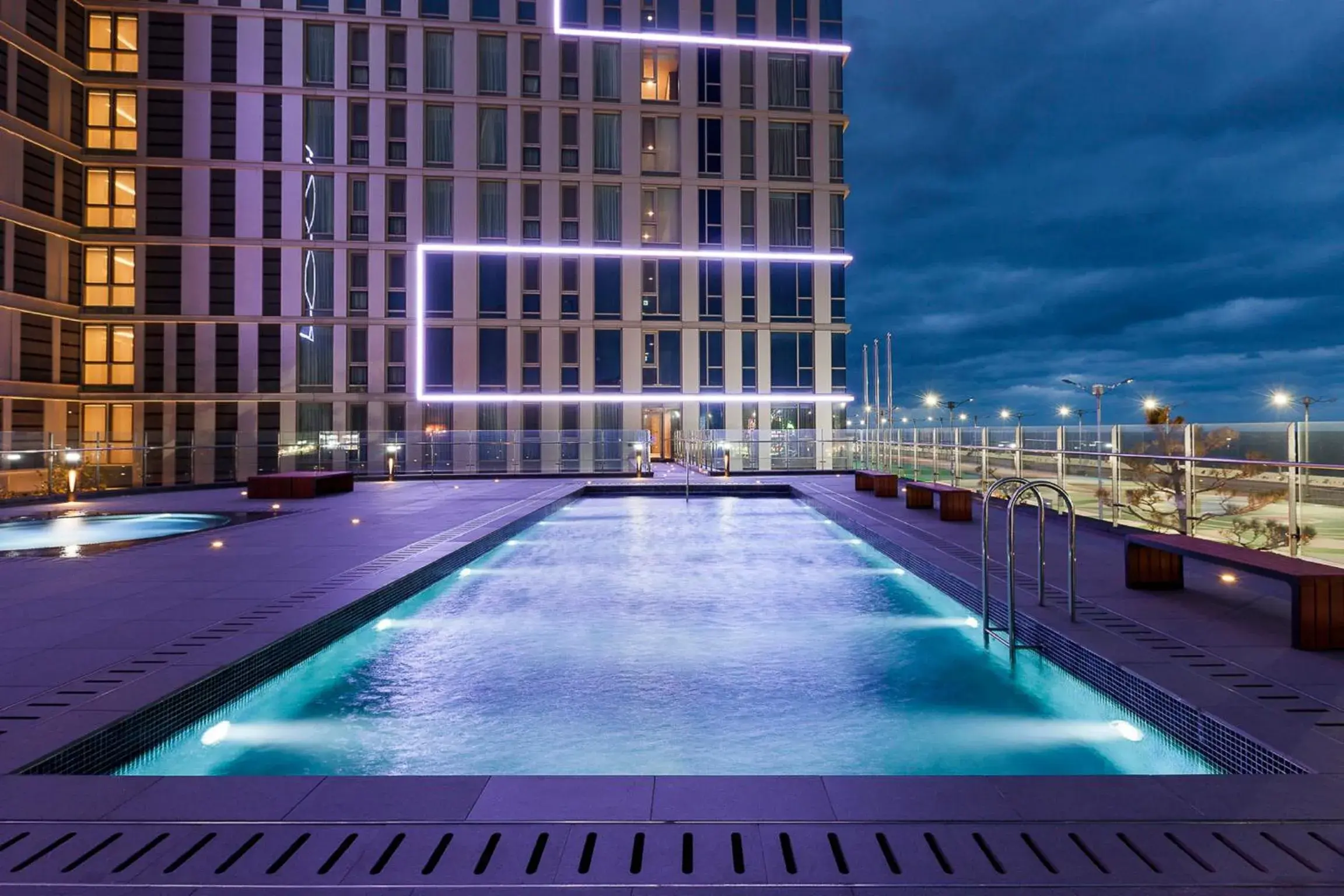 Swimming pool in Hotel Regentmarine The Blue