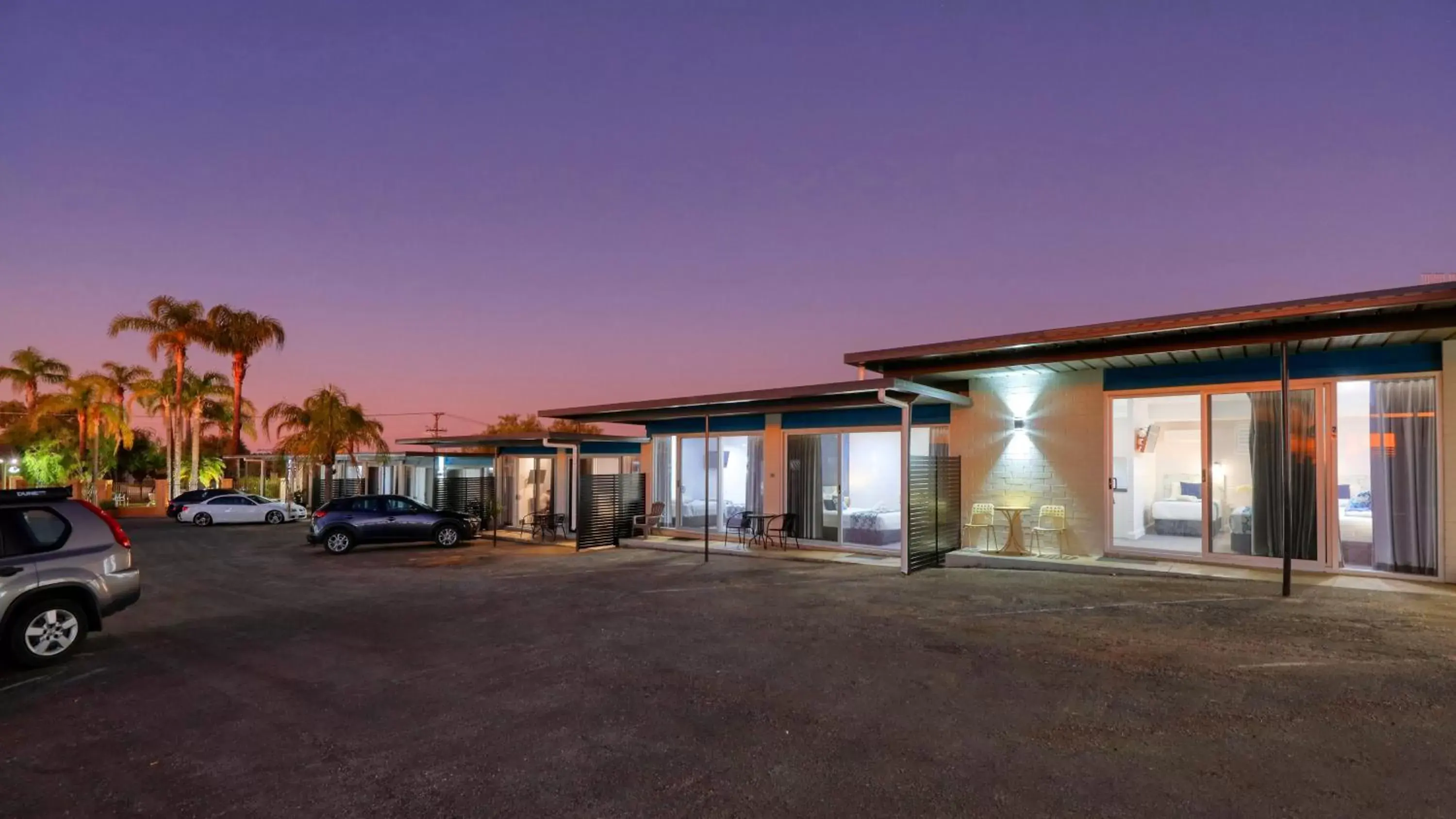 Property Building in Hilltop Motel