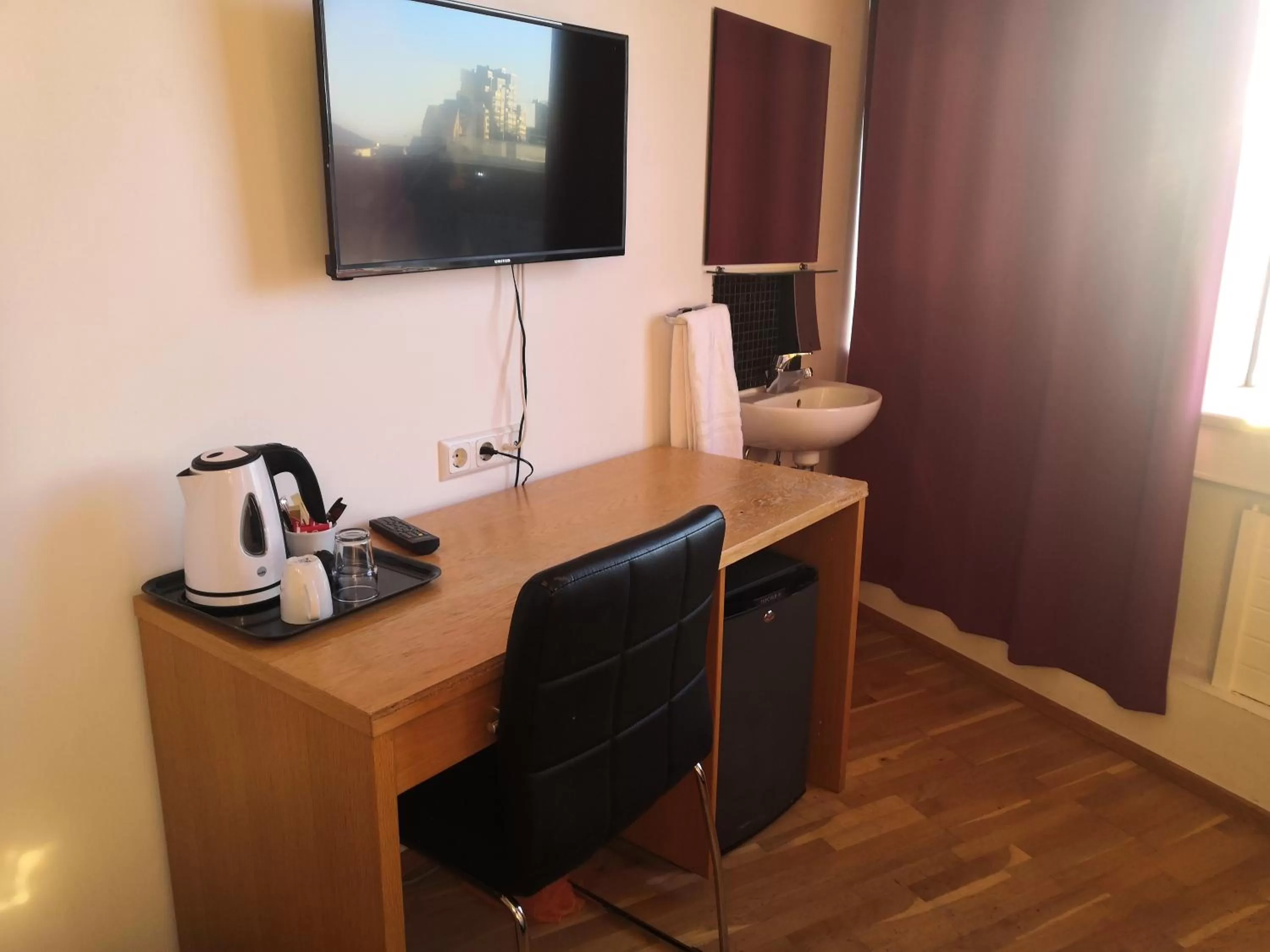 hair dresser in 101 Guesthouse Hotel