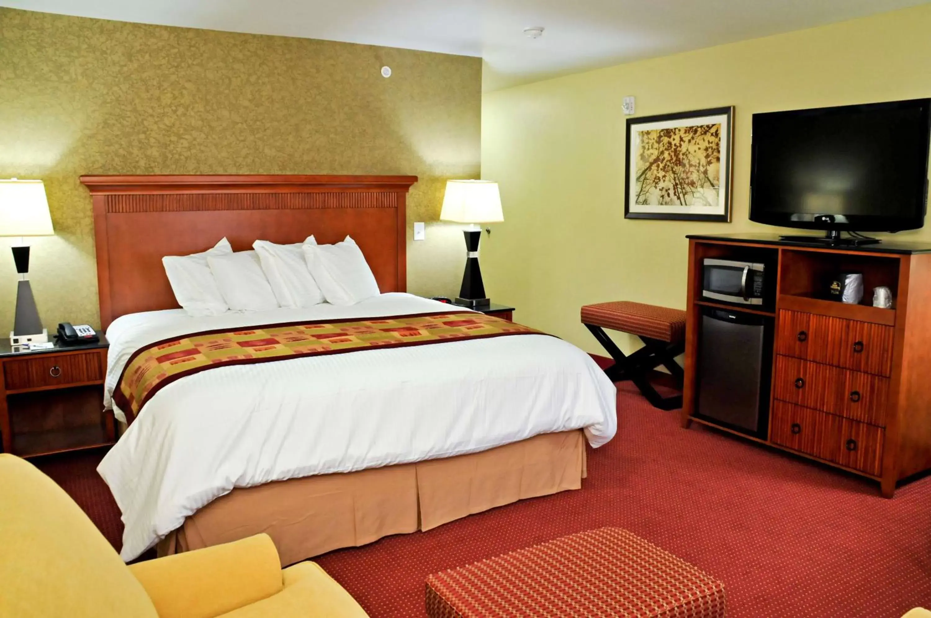 Photo of the whole room, Bed in Best Western Plus Layton Park Hotel