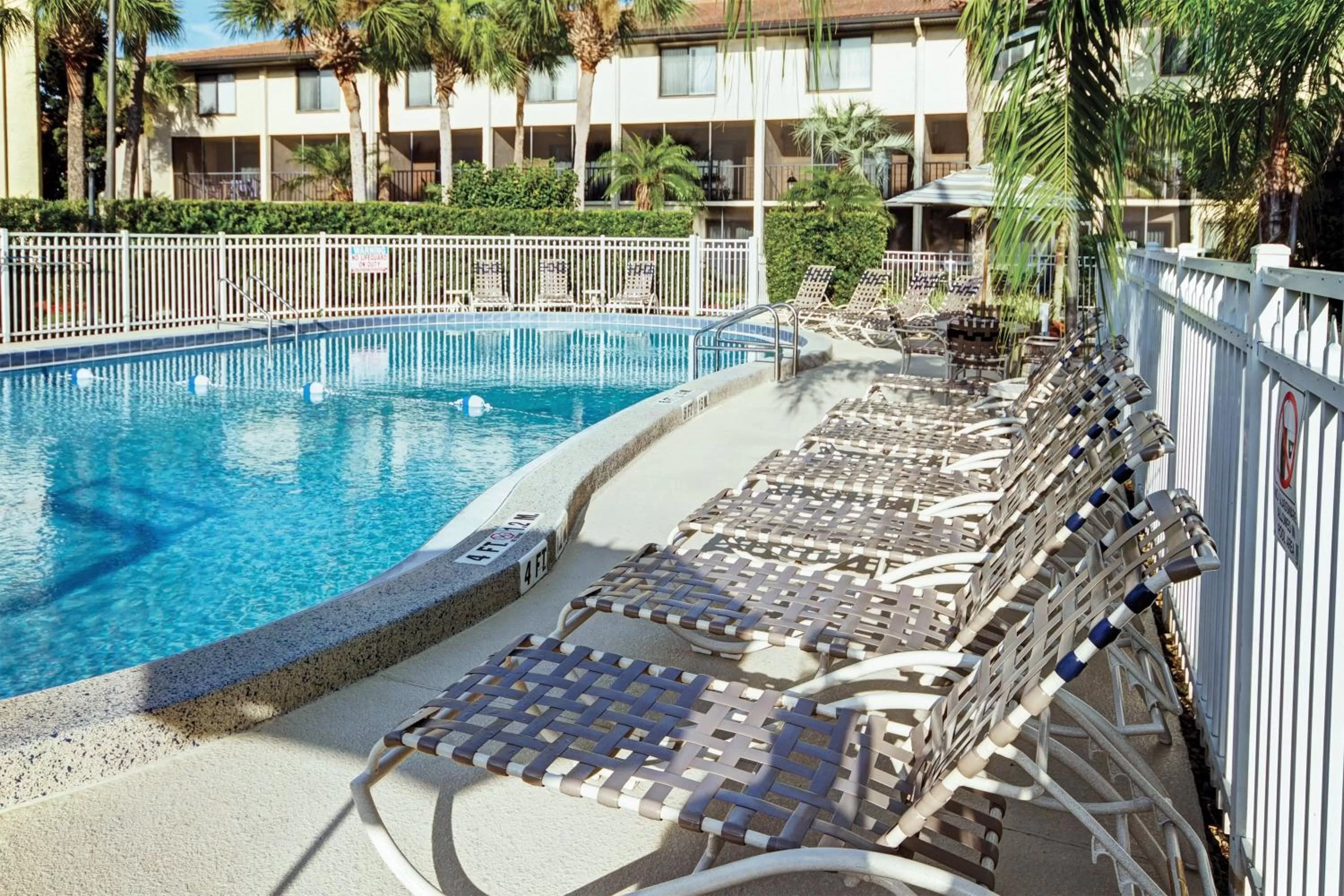 Swimming pool in Club Wyndham Orlando International
