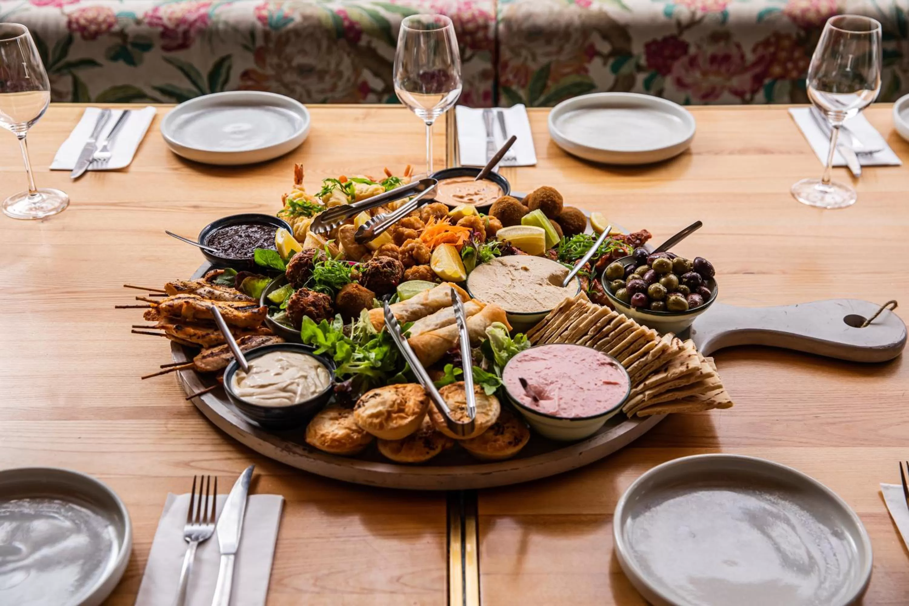 Food in Southern Cross Hotel