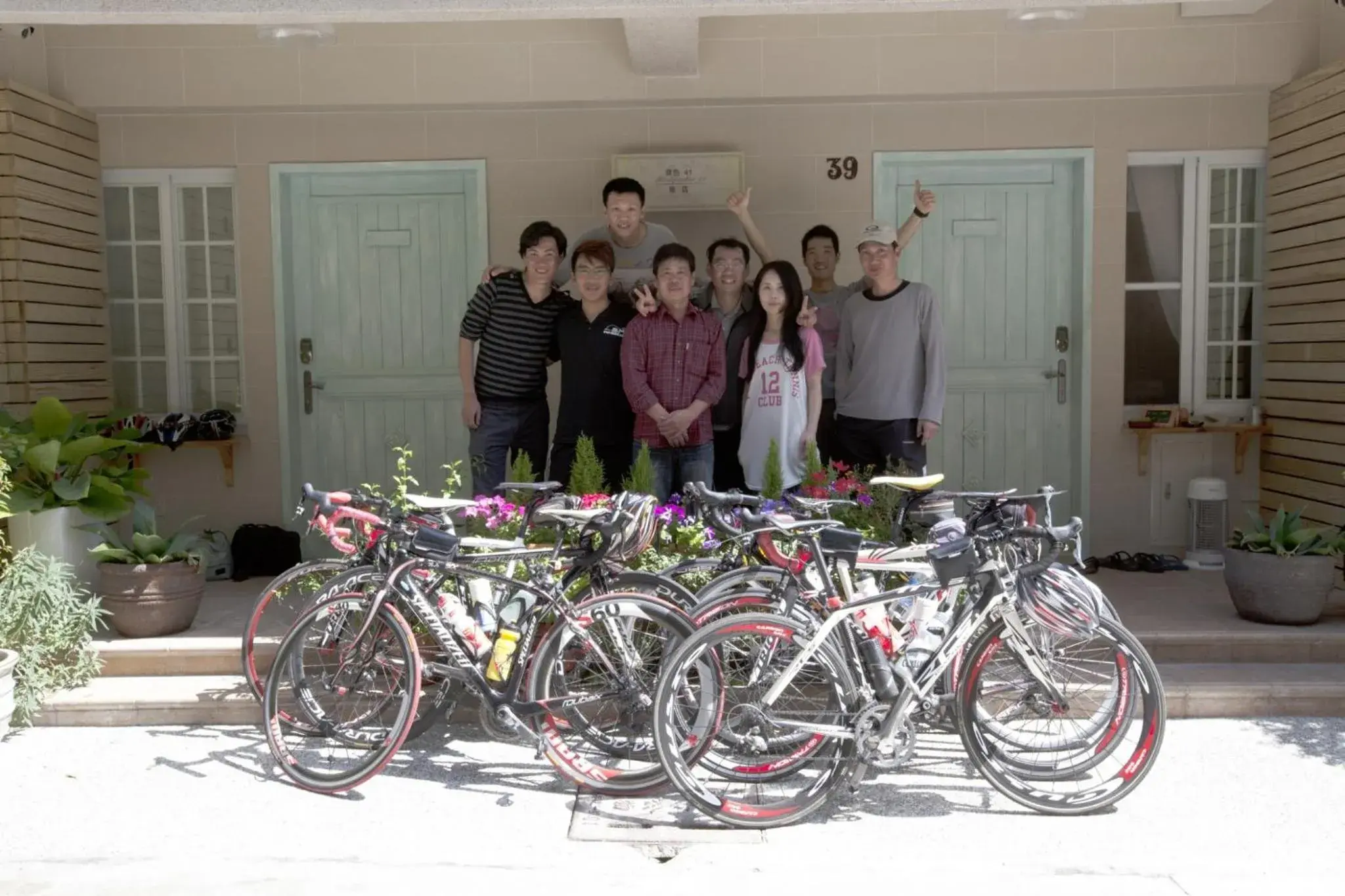 Facade/entrance in Backpacker 41 Hostel - Kaohsiung Facade/entrance in Backpacker 41 Hostel - Kaohsiung