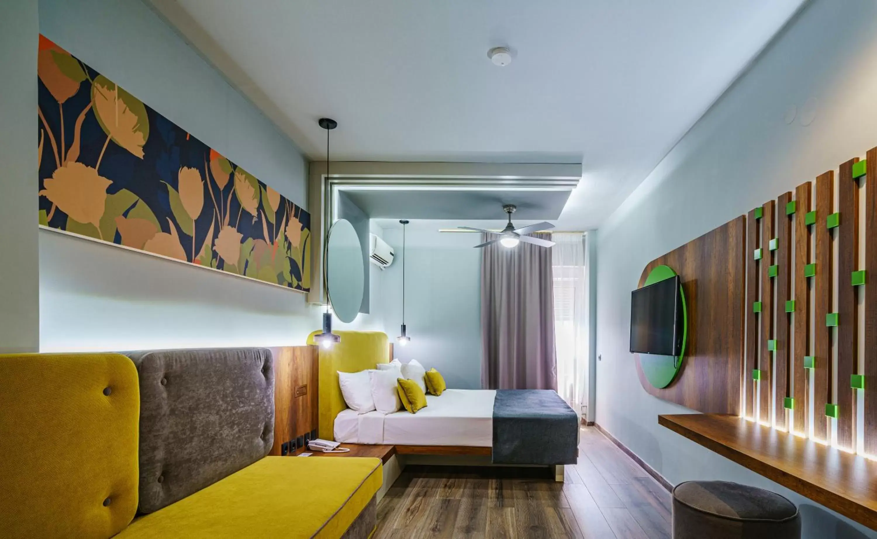 Bedroom in Capsis Hotel Thessaloniki