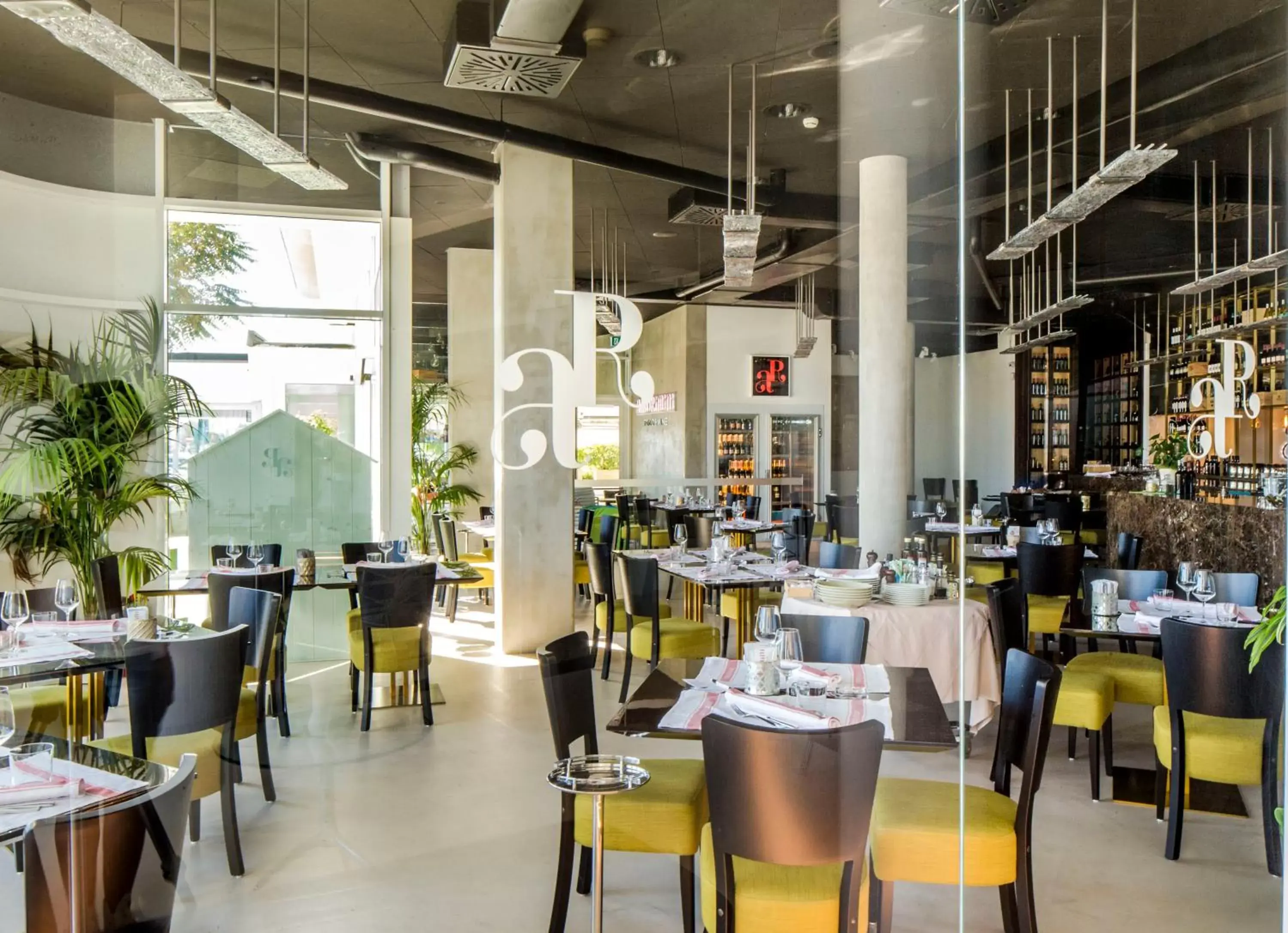 Restaurant/Places to Eat in Savoia Hotel Rimini