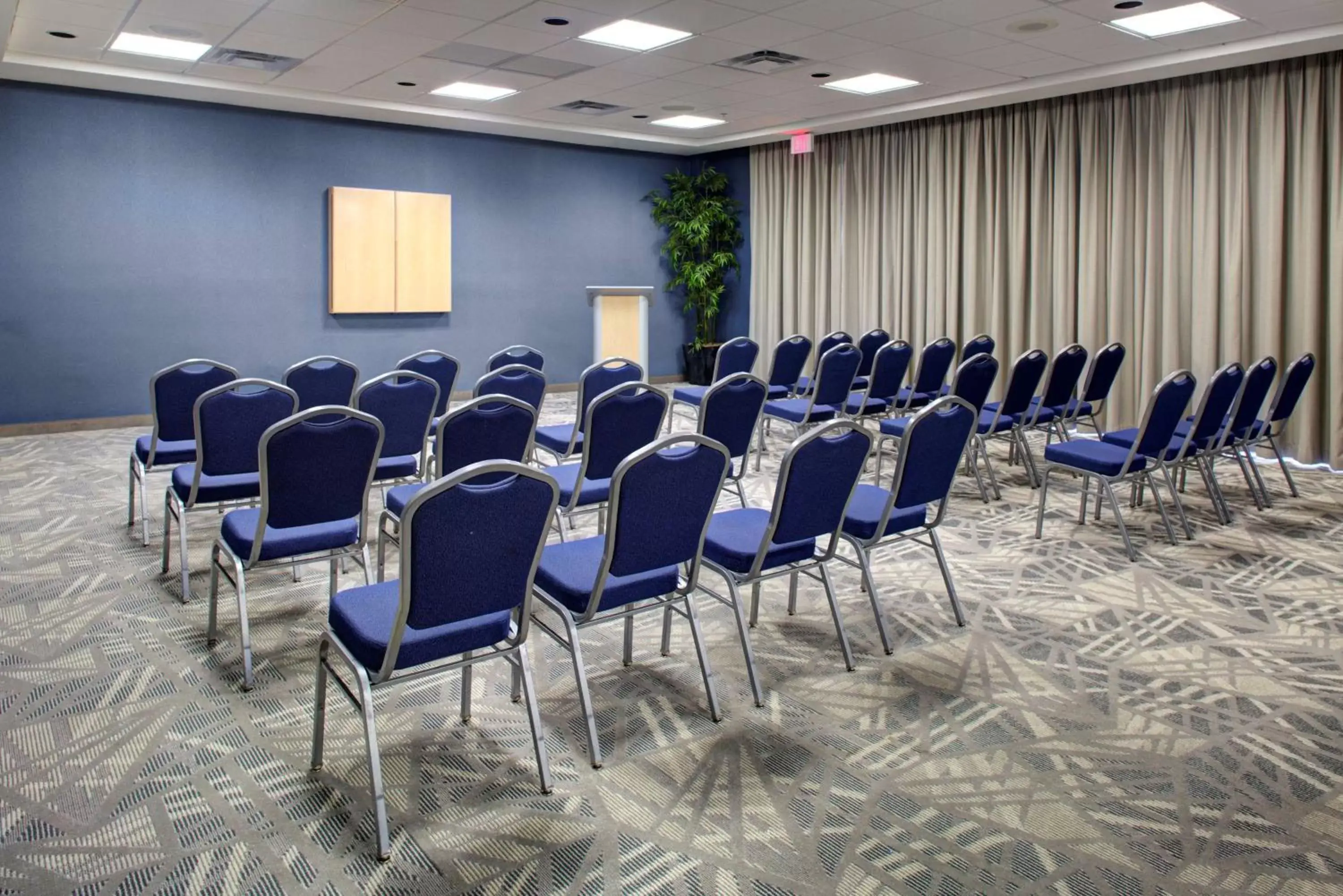 Meeting/conference room in Hampton Inn & Suites Sarasota / Bradenton - Airport