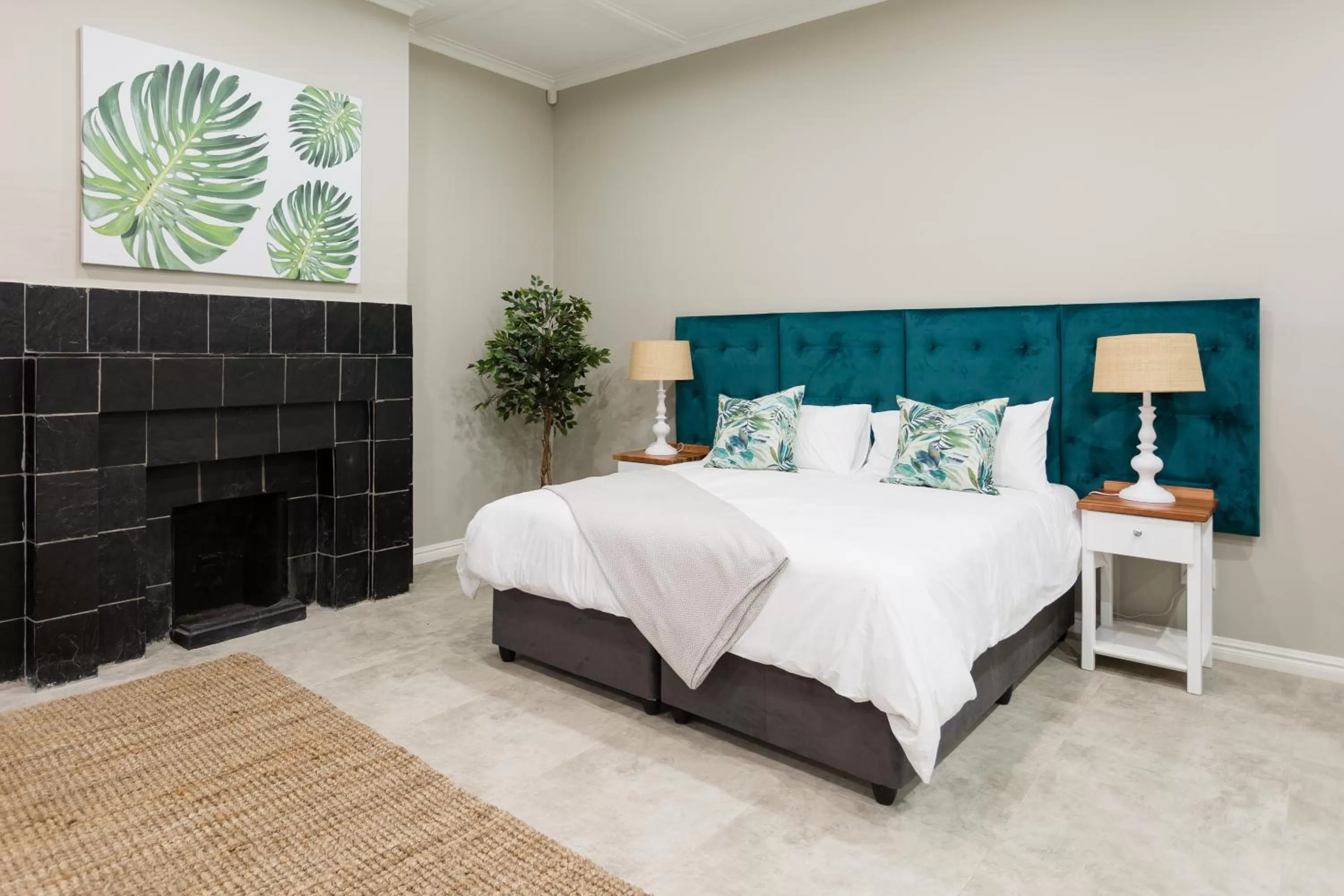 Bedroom, Bed in The Gregory