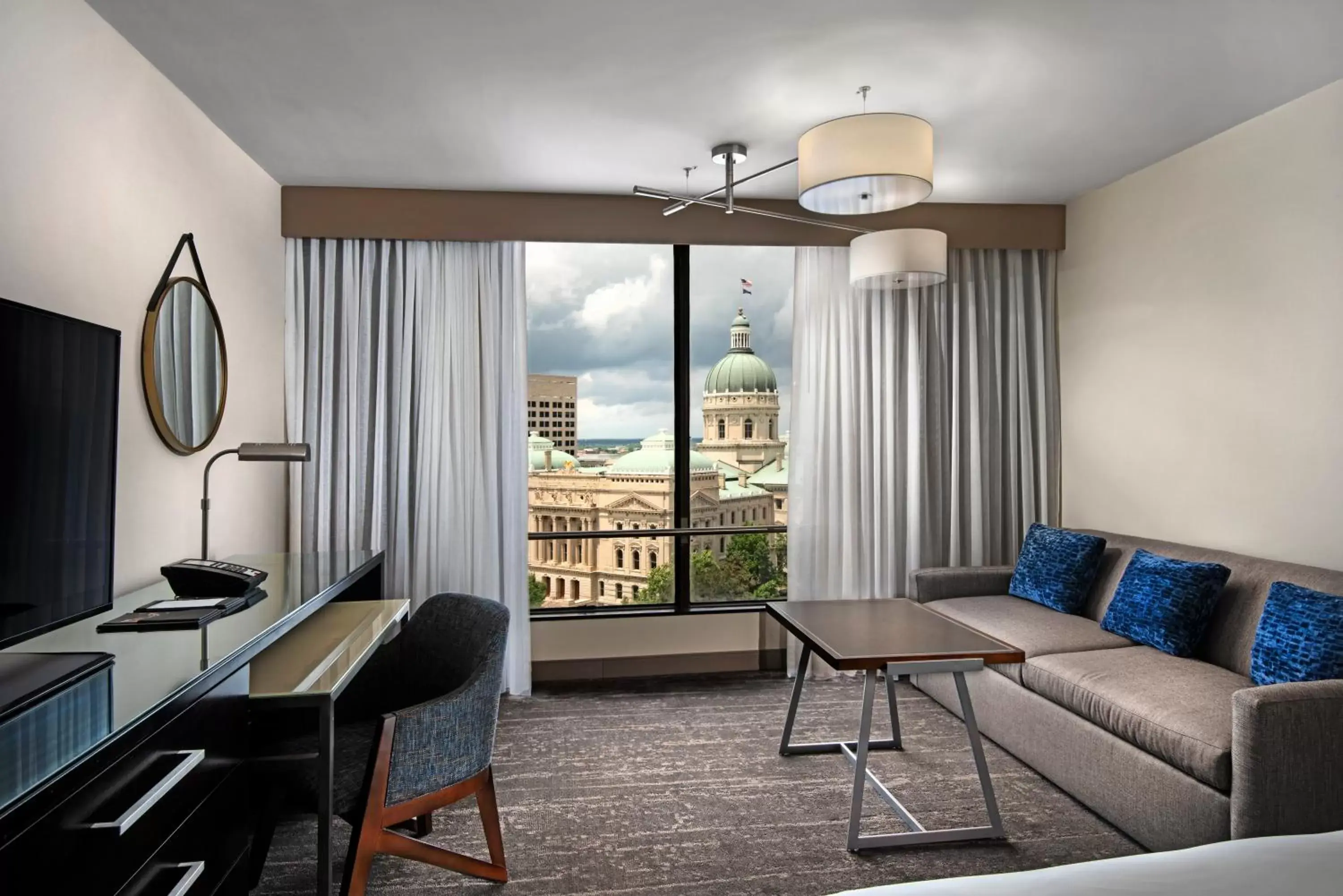 View (from property/room), Seating Area in Hyatt Regency Indianapolis at State Capitol