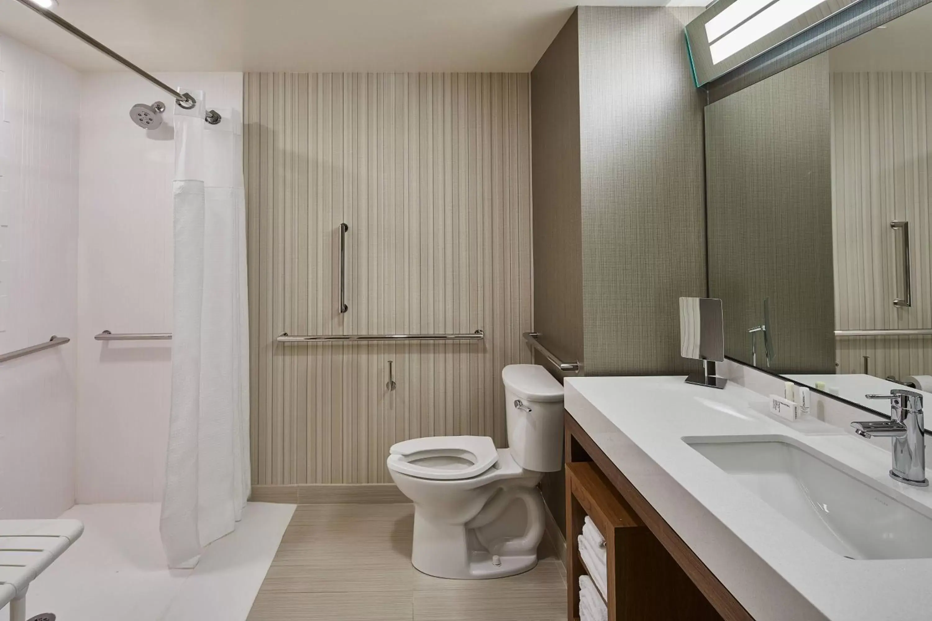 Bathroom in Courtyard by Marriott Albany Airport