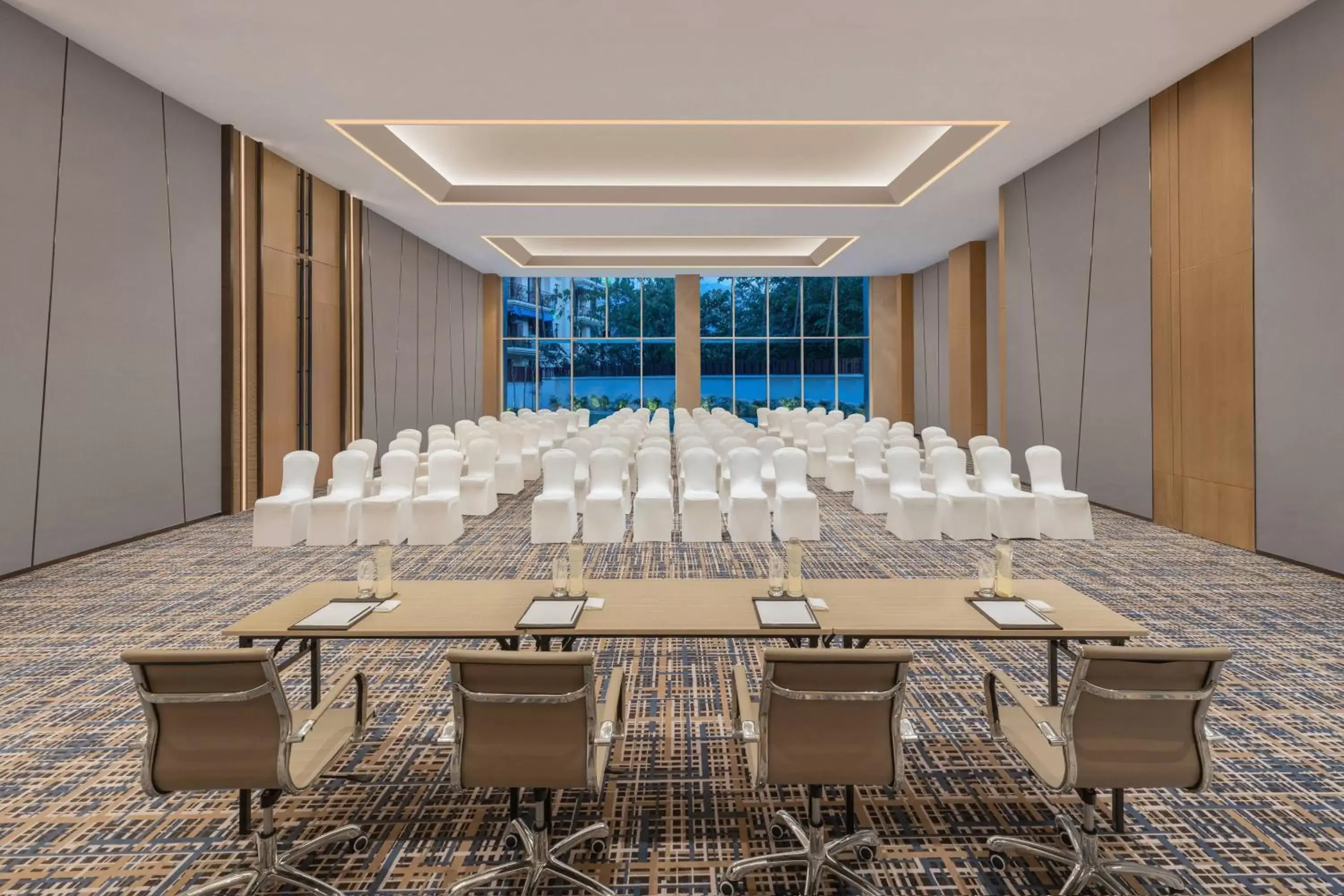 Meeting/conference room in Fairfield by Marriott Dehradun