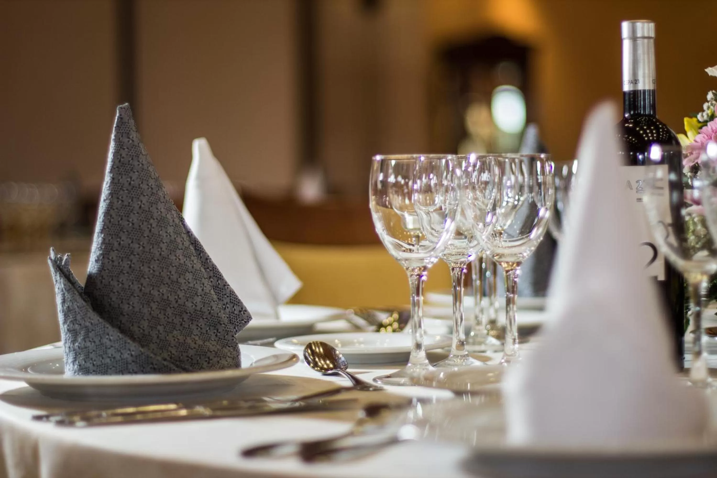 Restaurant/places to eat in Hotel Abades Guadix