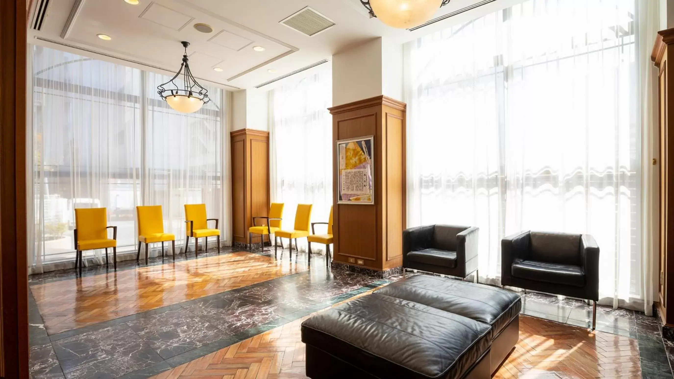 Lobby or reception in JR-East Hotel Mets Mito Lobby or reception in JR-East Hotel Mets Mito