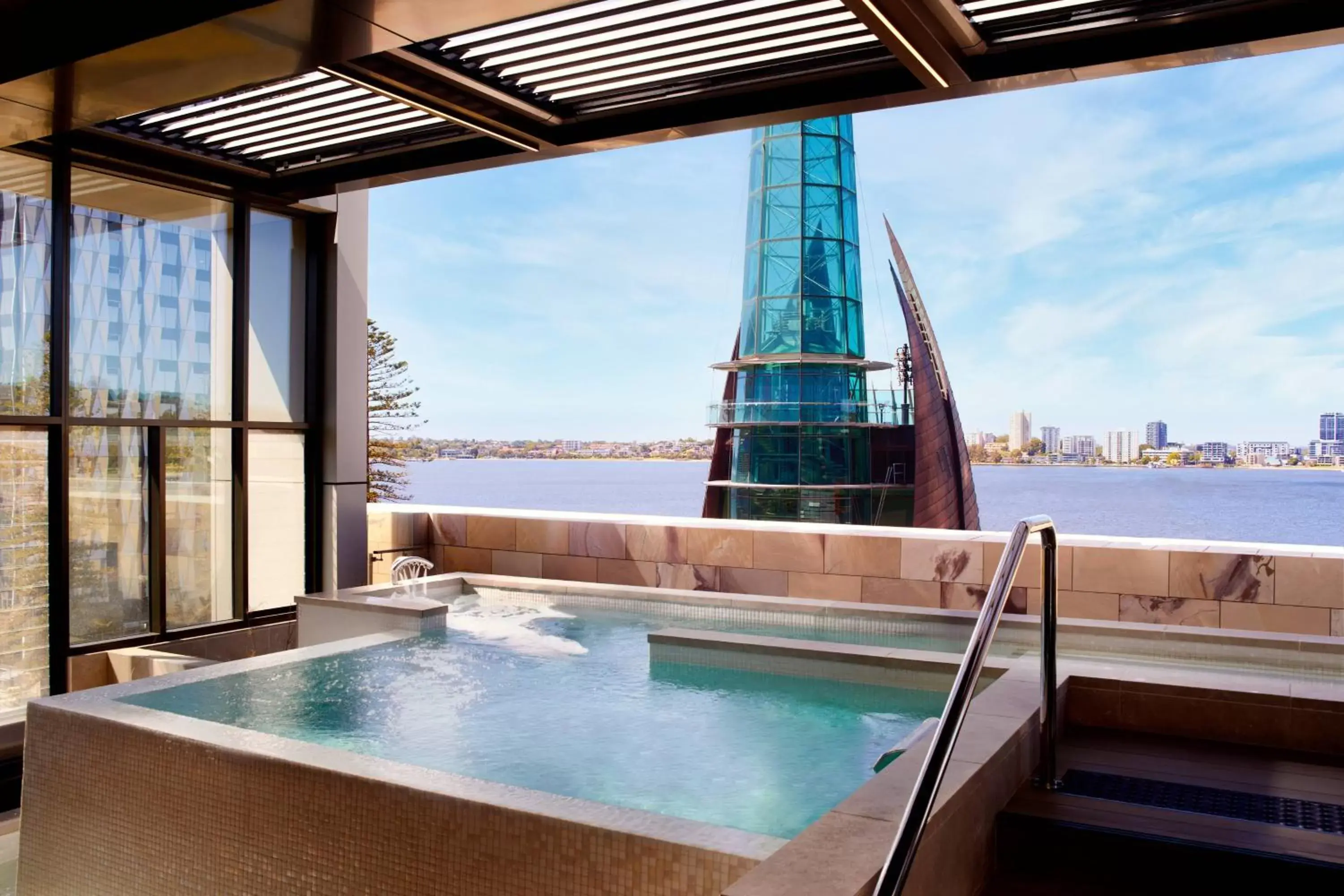 Swimming Pool in The Ritz-Carlton, Perth