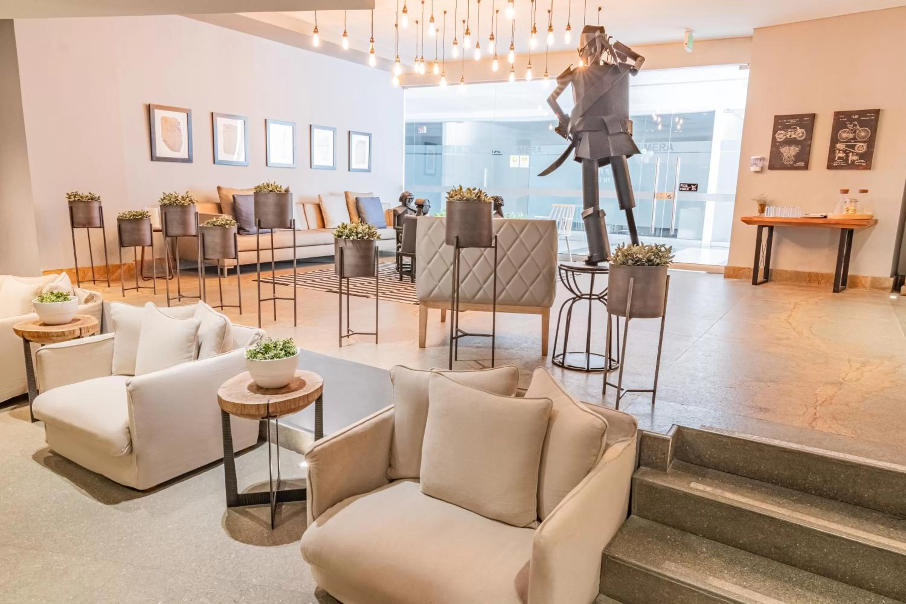 Living room in GHL San Lazaro Art Hotel