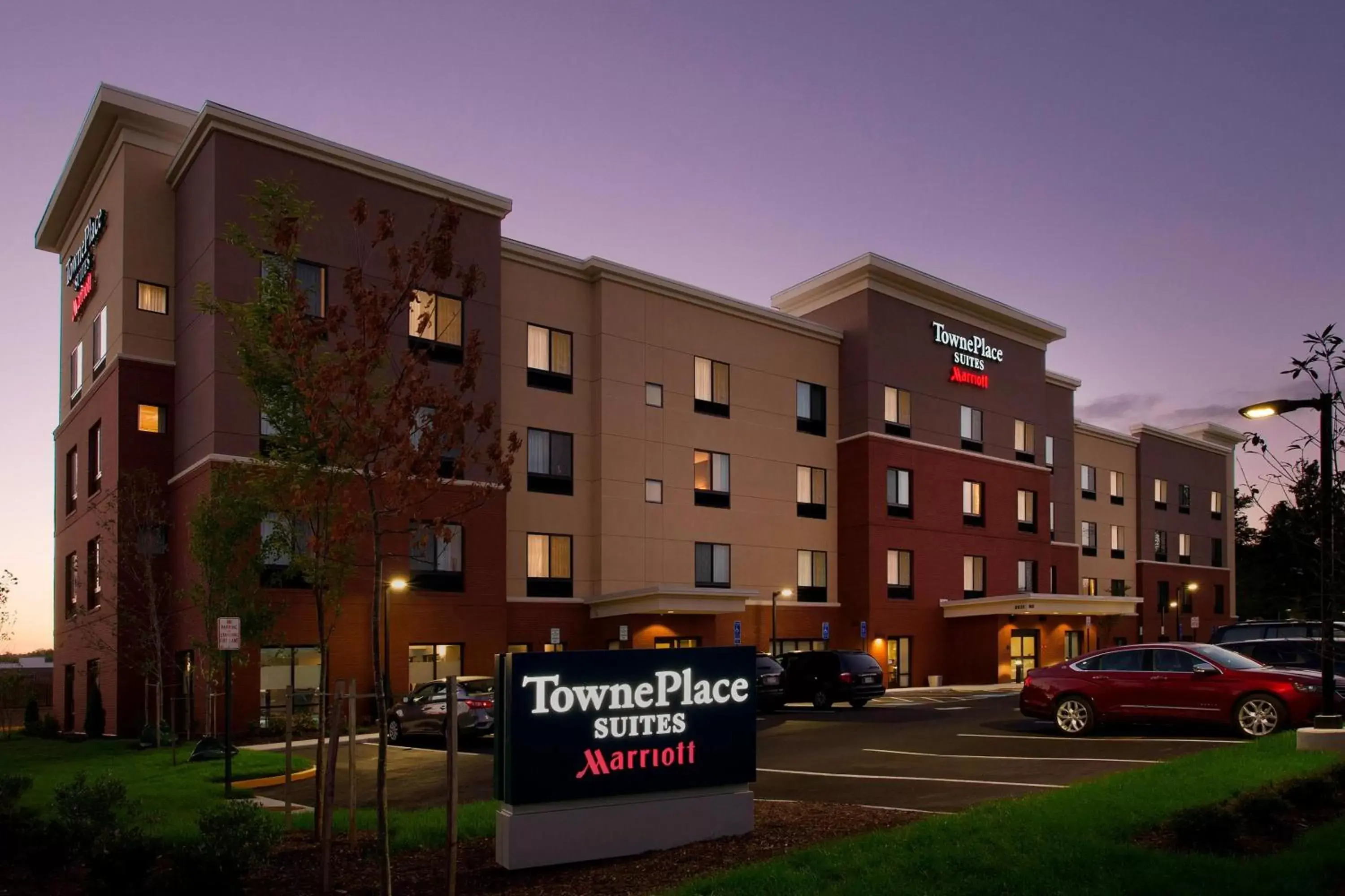 Property Building in TownePlace Suites by Marriott Alexandria Fort Belvoir