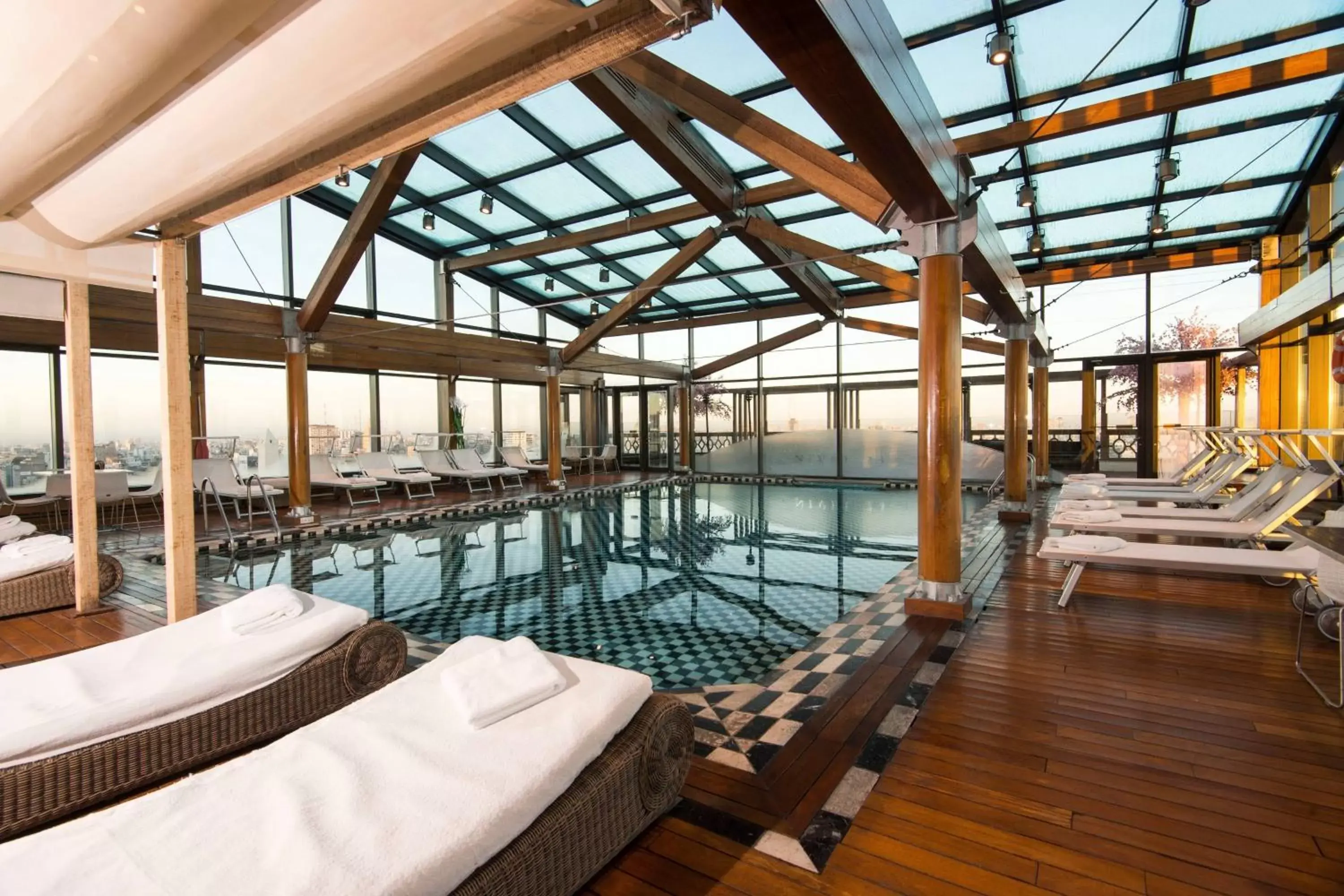 Swimming pool in Buenos Aires Marriott