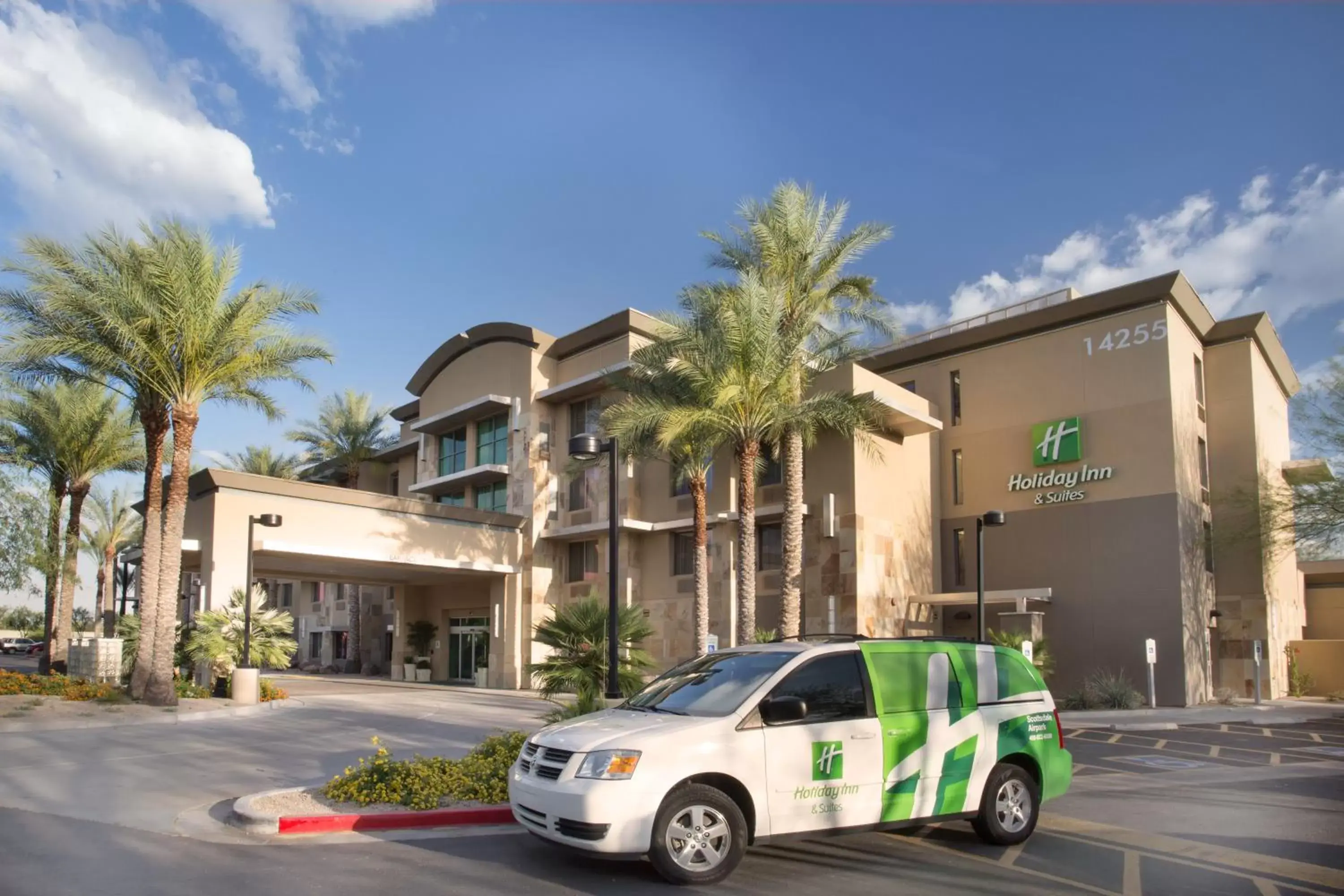 Property Building in Holiday Inn Scottsdale North- Airpark, an IHG Hotel