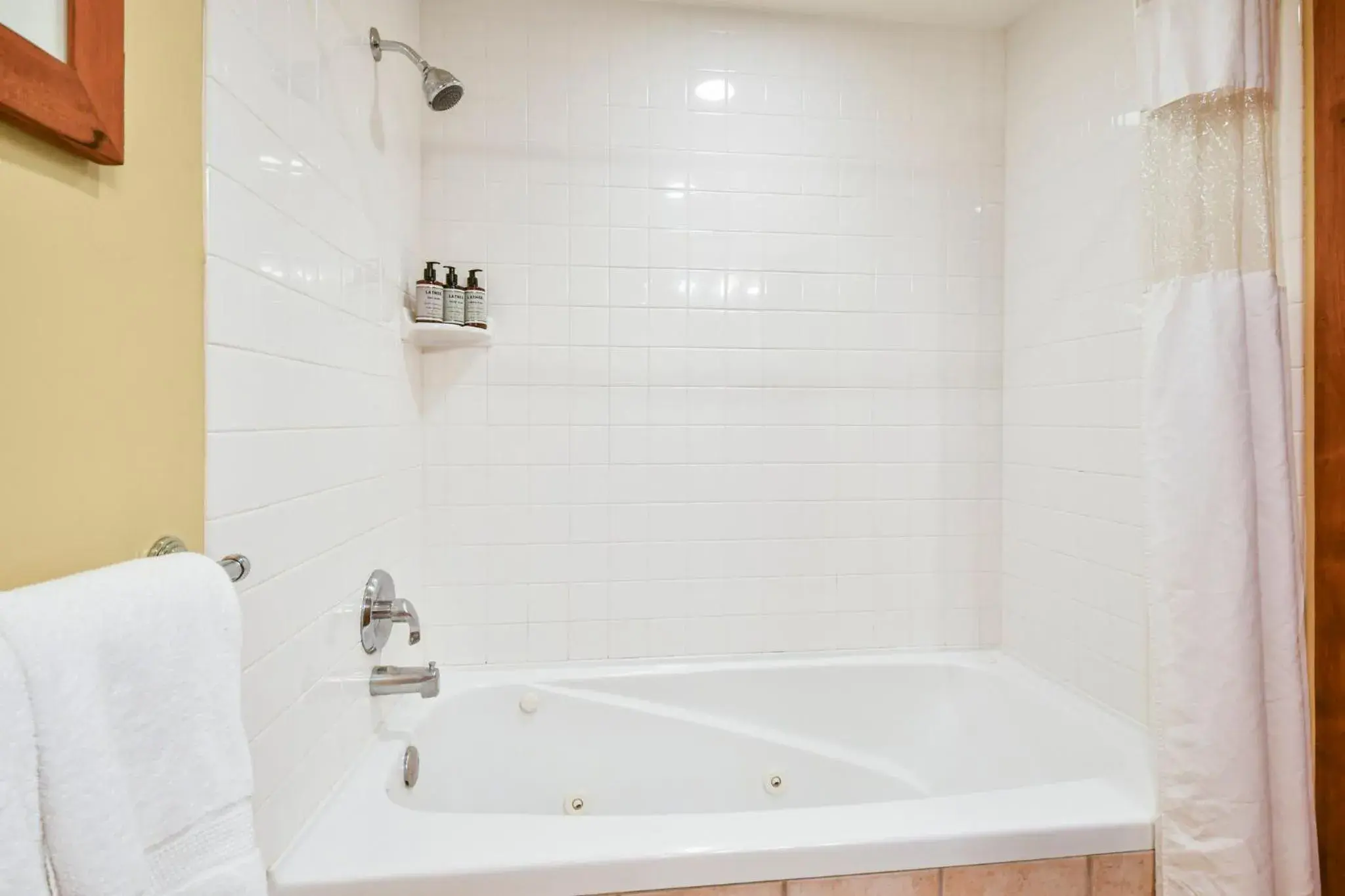 Bathroom in Sundial Lodge Park City - Canyons Village