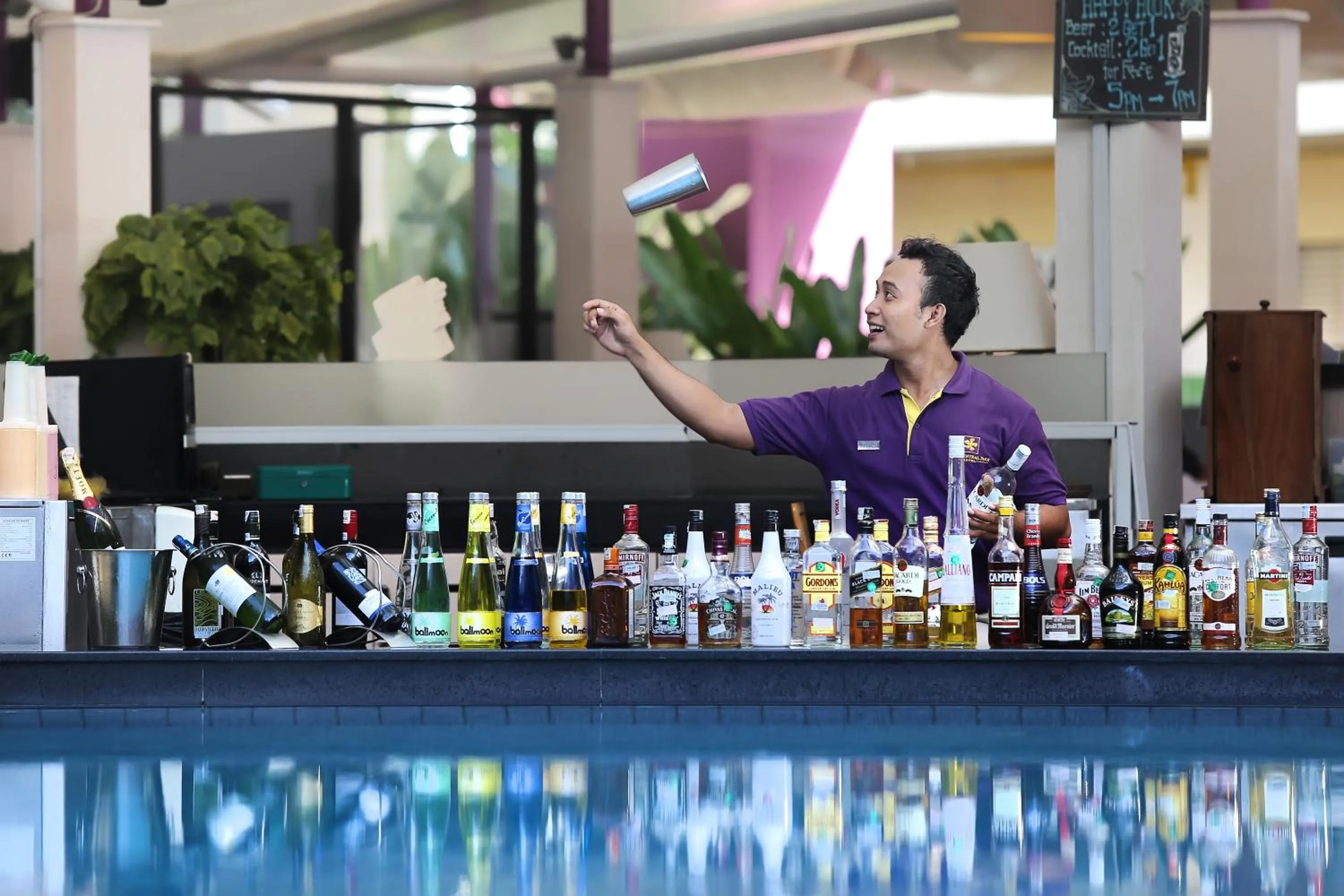 Lounge or bar in Kuta Central Park Hotel